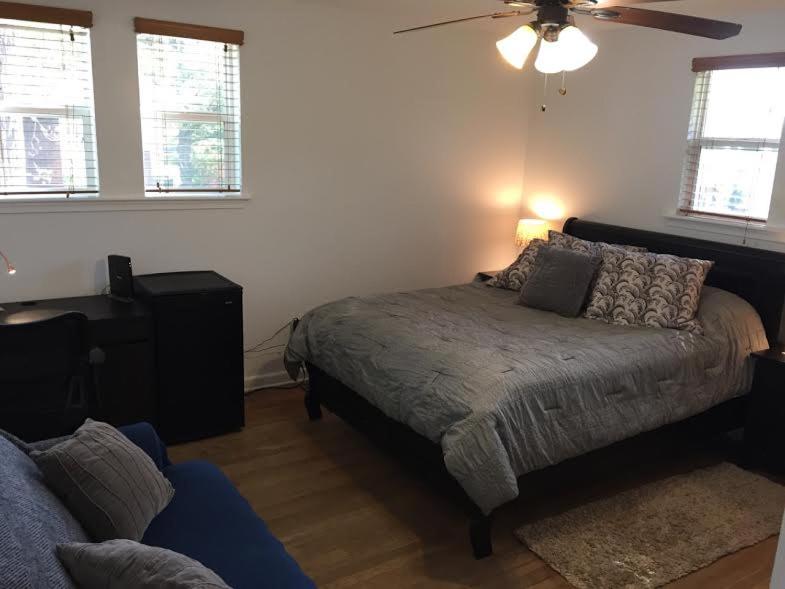 Cozy Bedroom Convenient Location