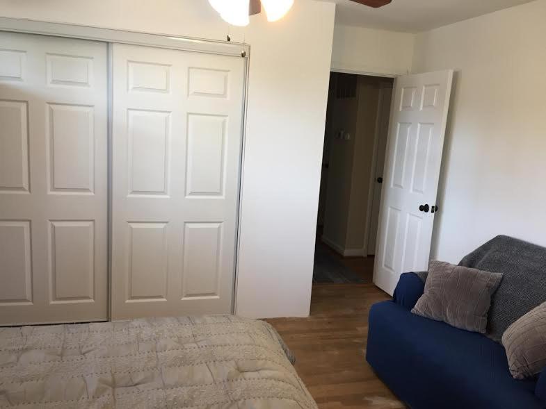 Cozy Bedroom Convenient Location