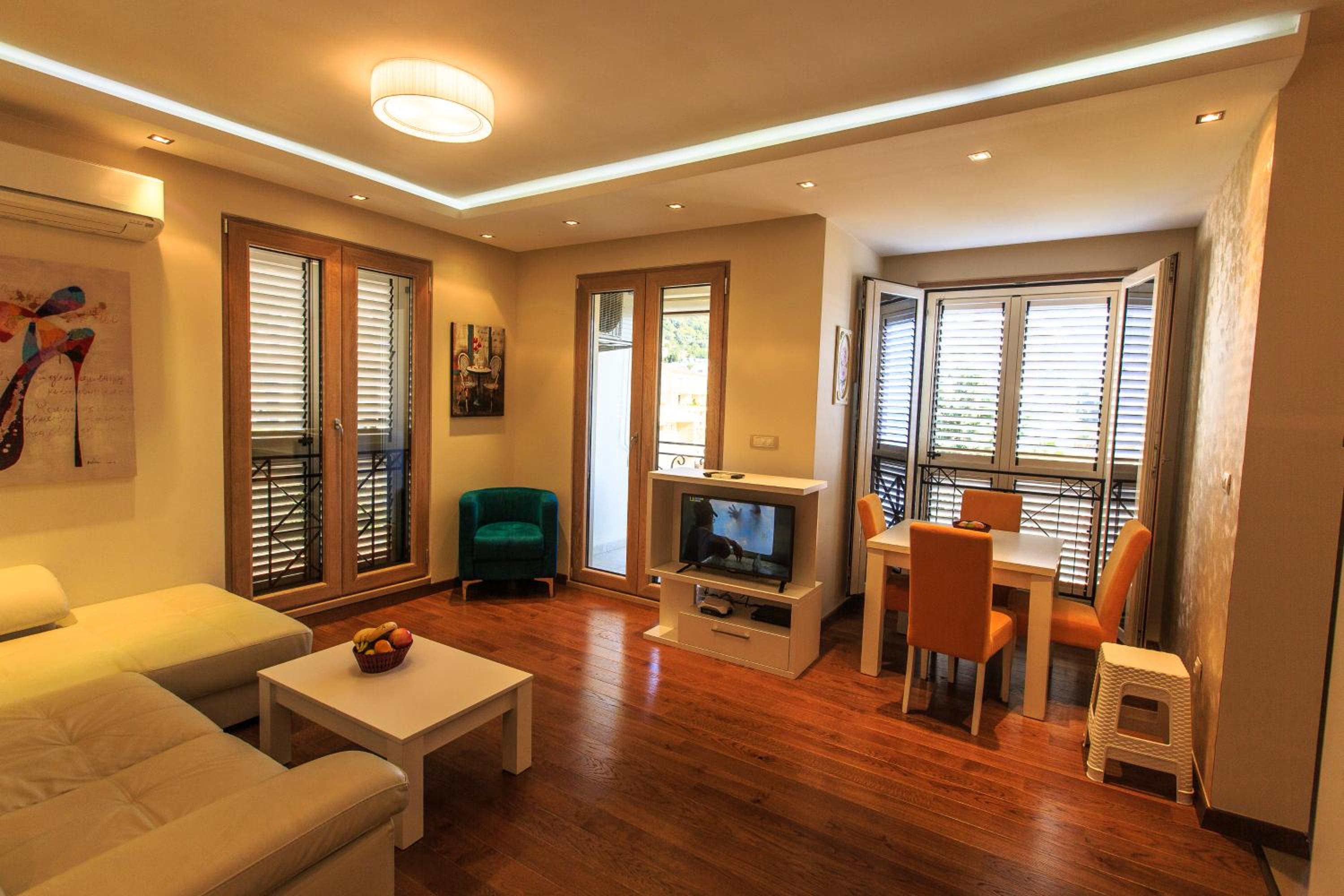 LuxBeachFront