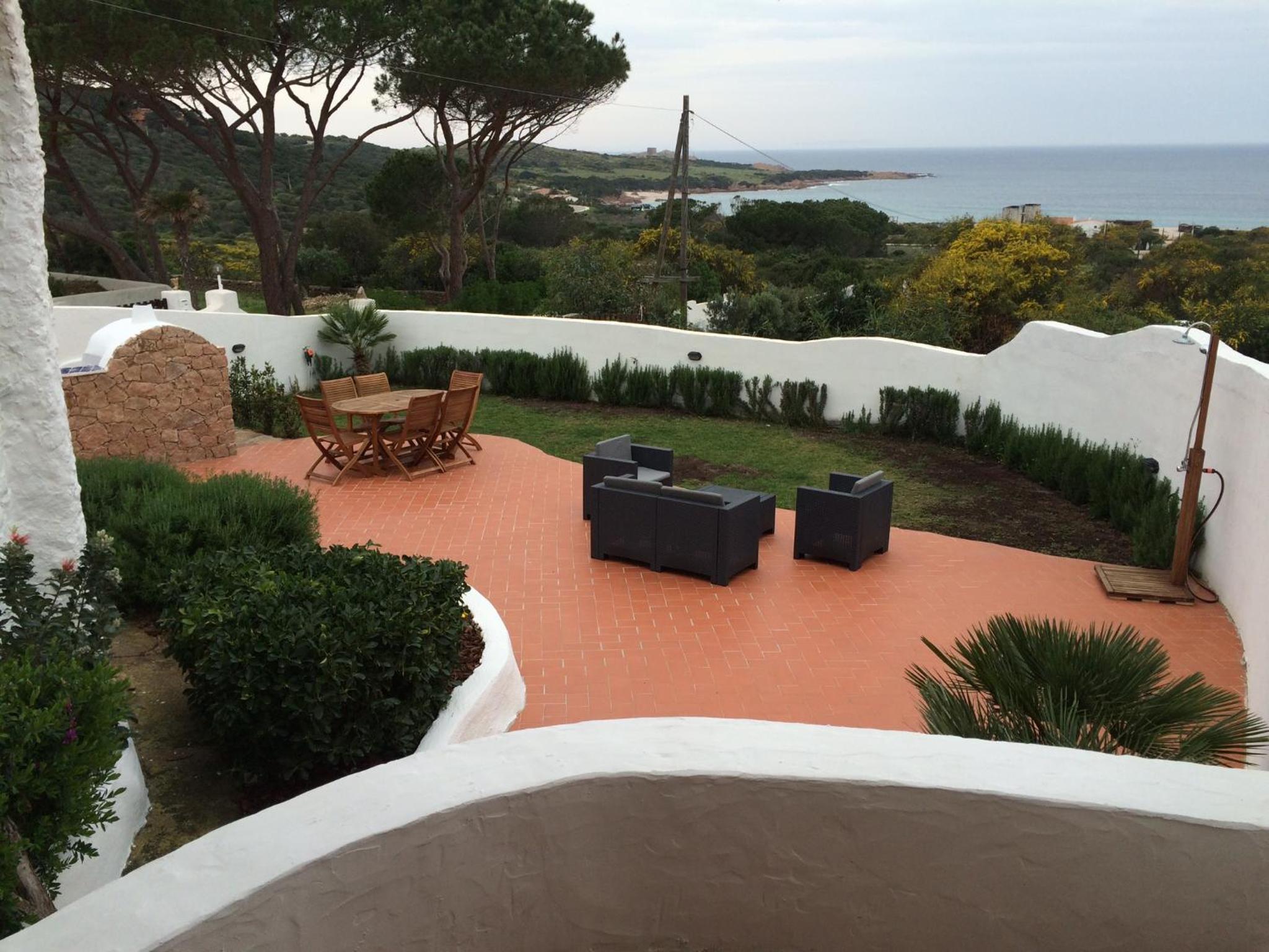 Villa Isola Rossa view 4