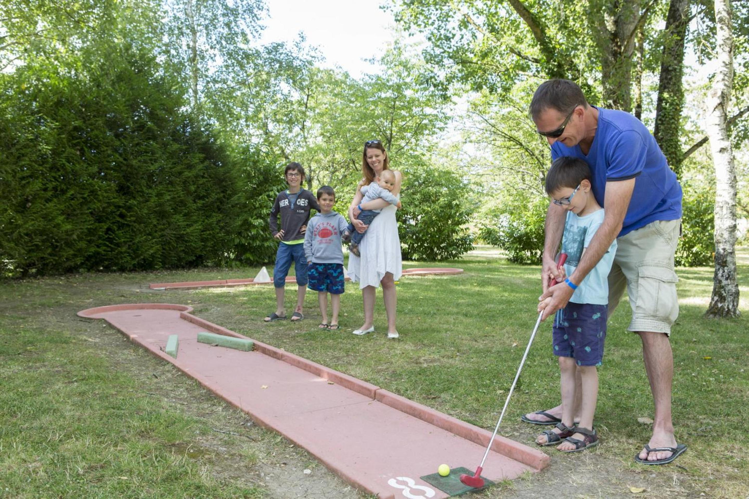 Camping Officiel Siblu Domaine de Dugny
