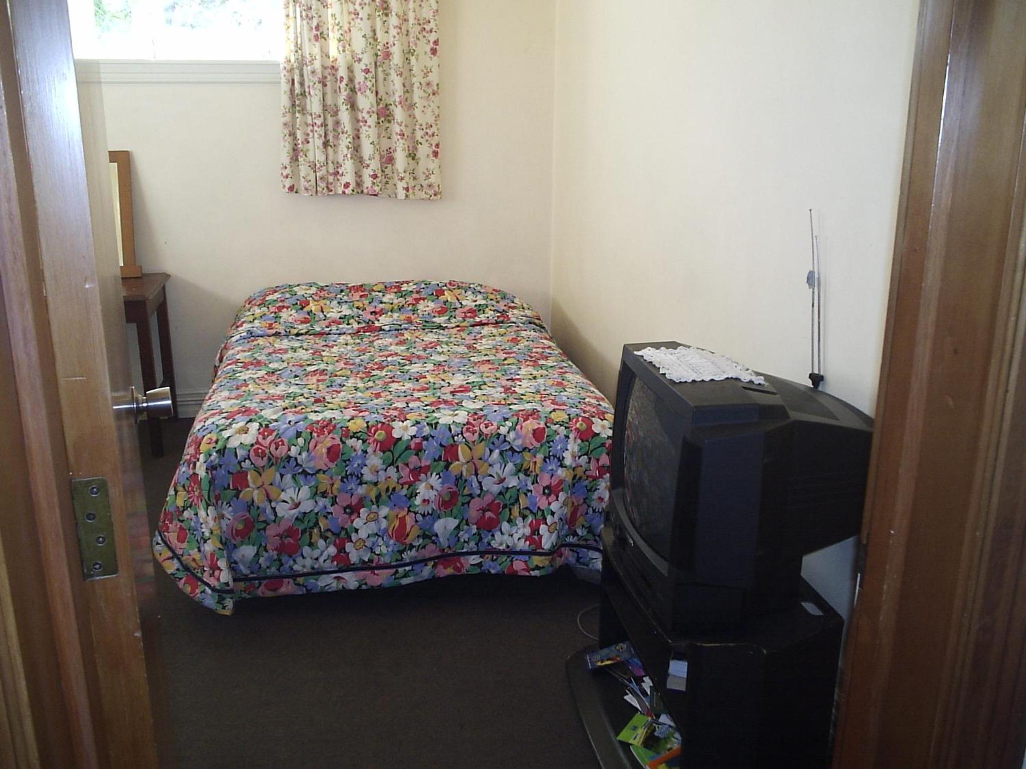 Avon City Backpackers