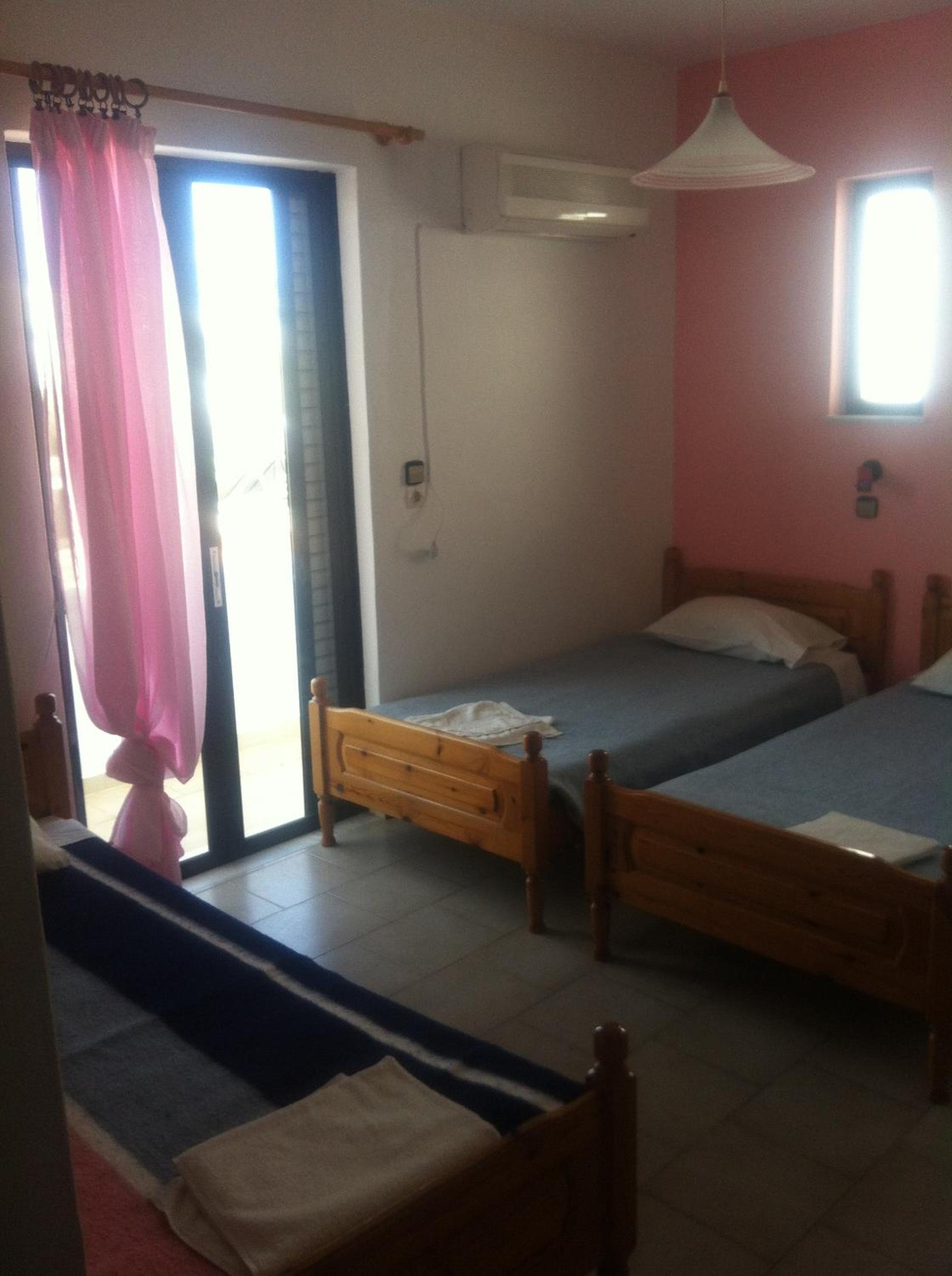 Nitsa Rooms