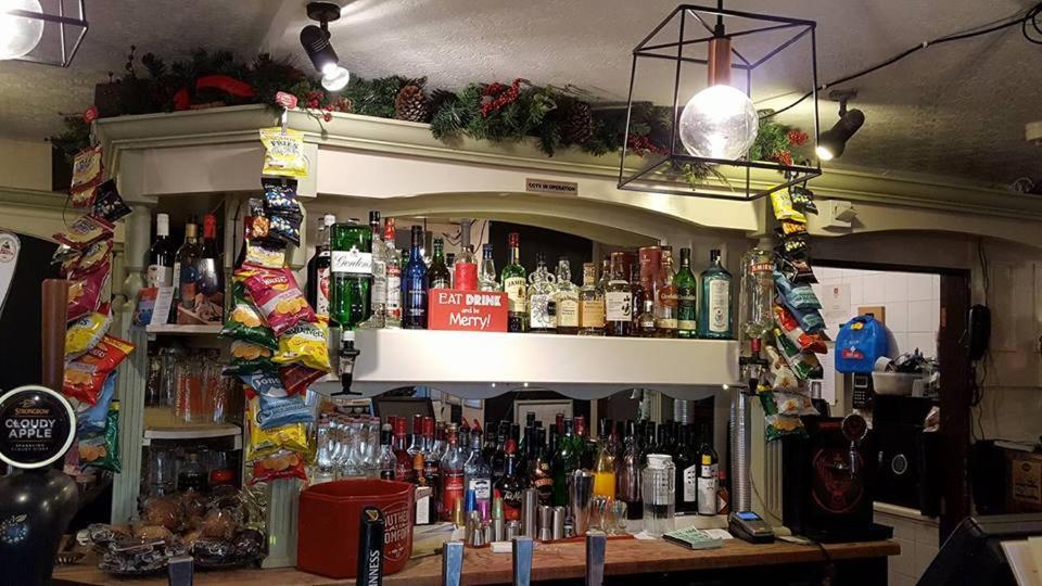 bar