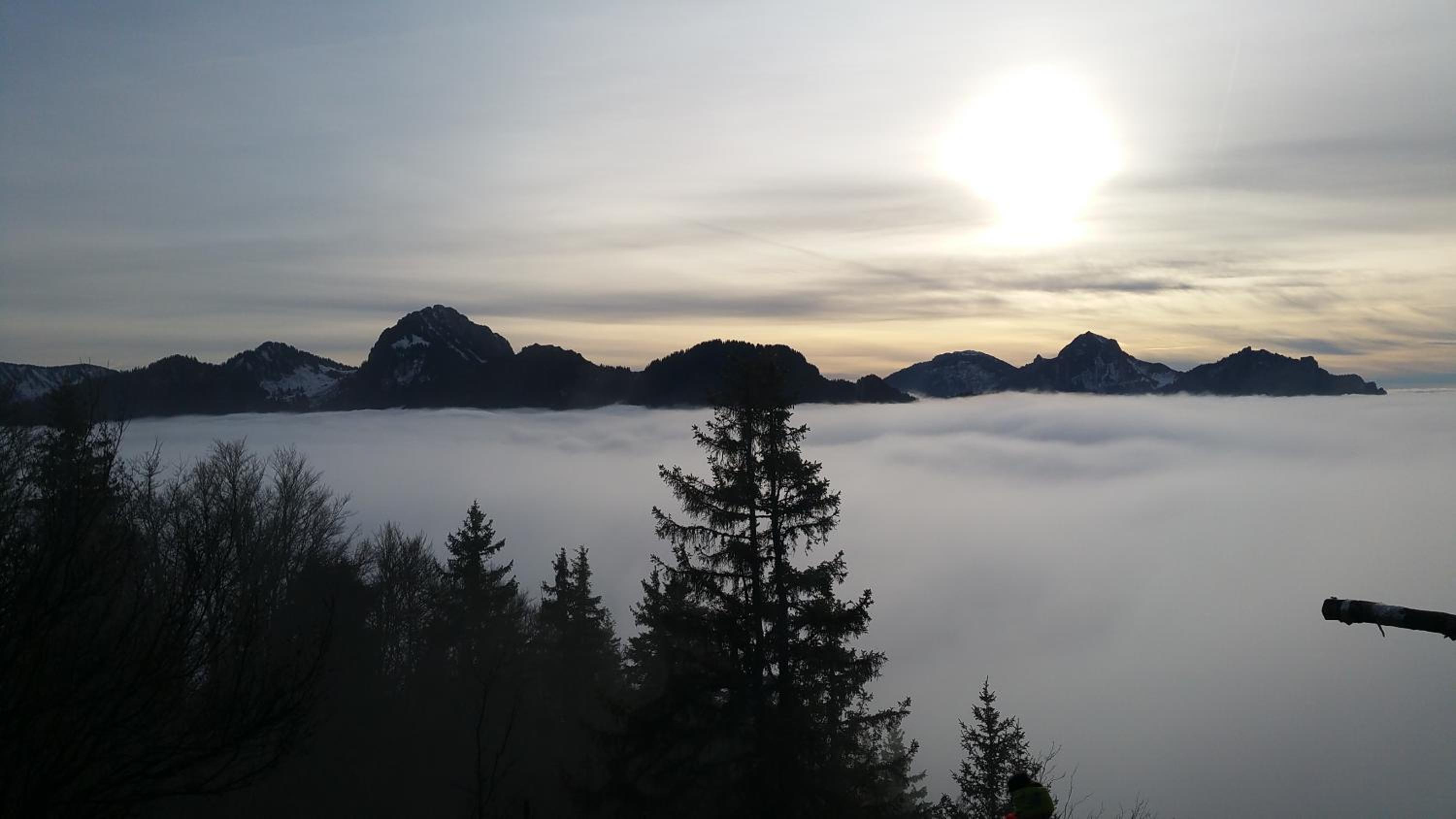 Entre Lac Et Montagnes view 3