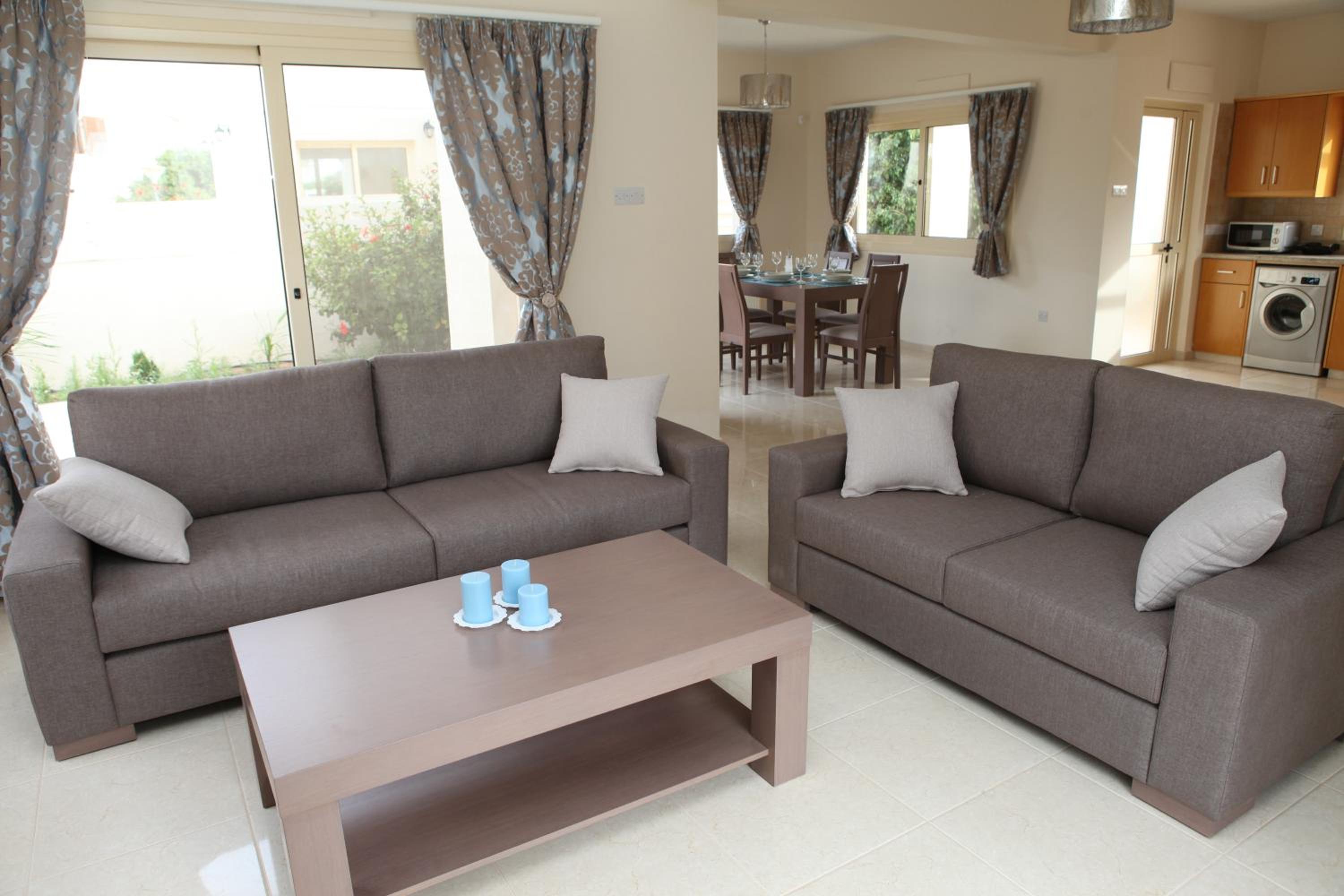 Anthorina Villa 10
