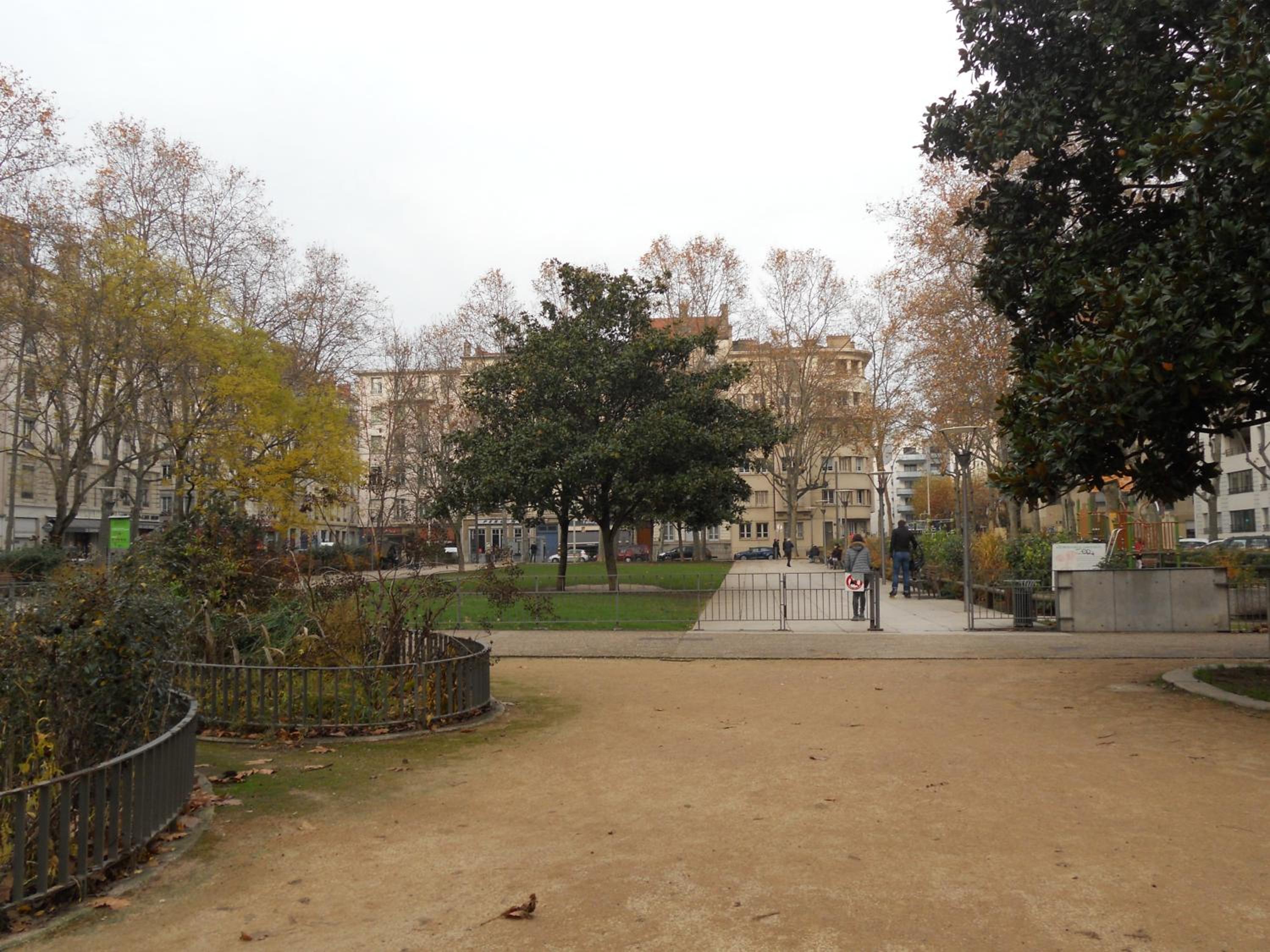 le gambetta view 4