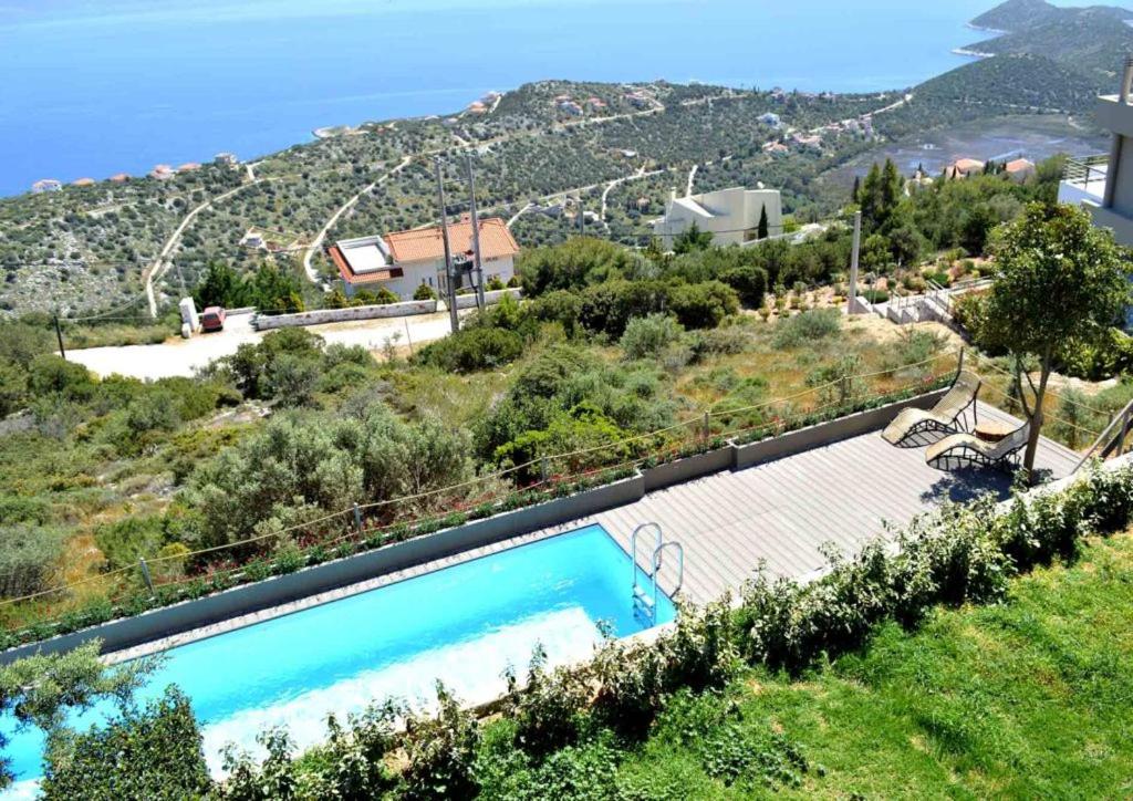 Blue Diamond Villa