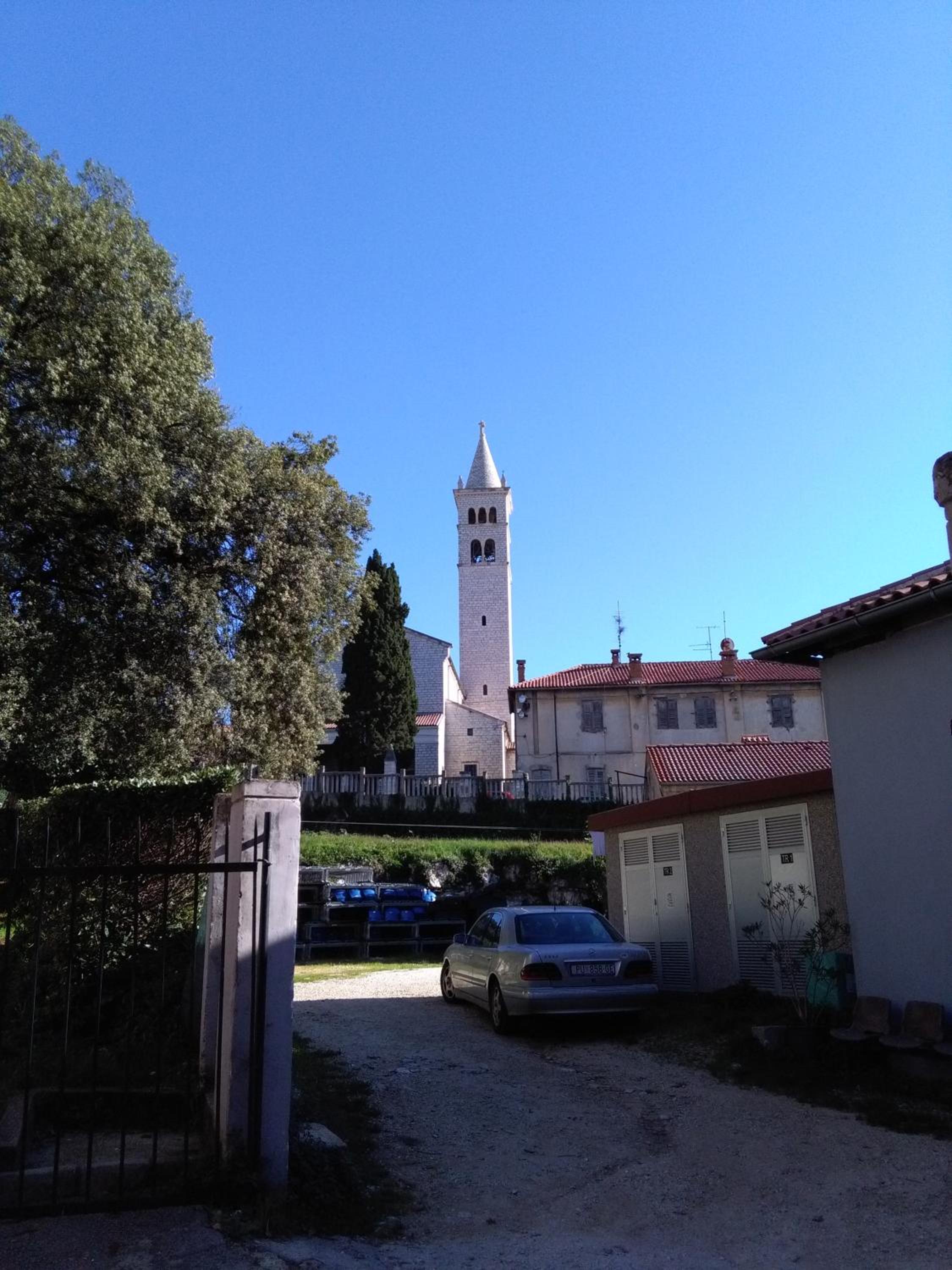 Photo 27