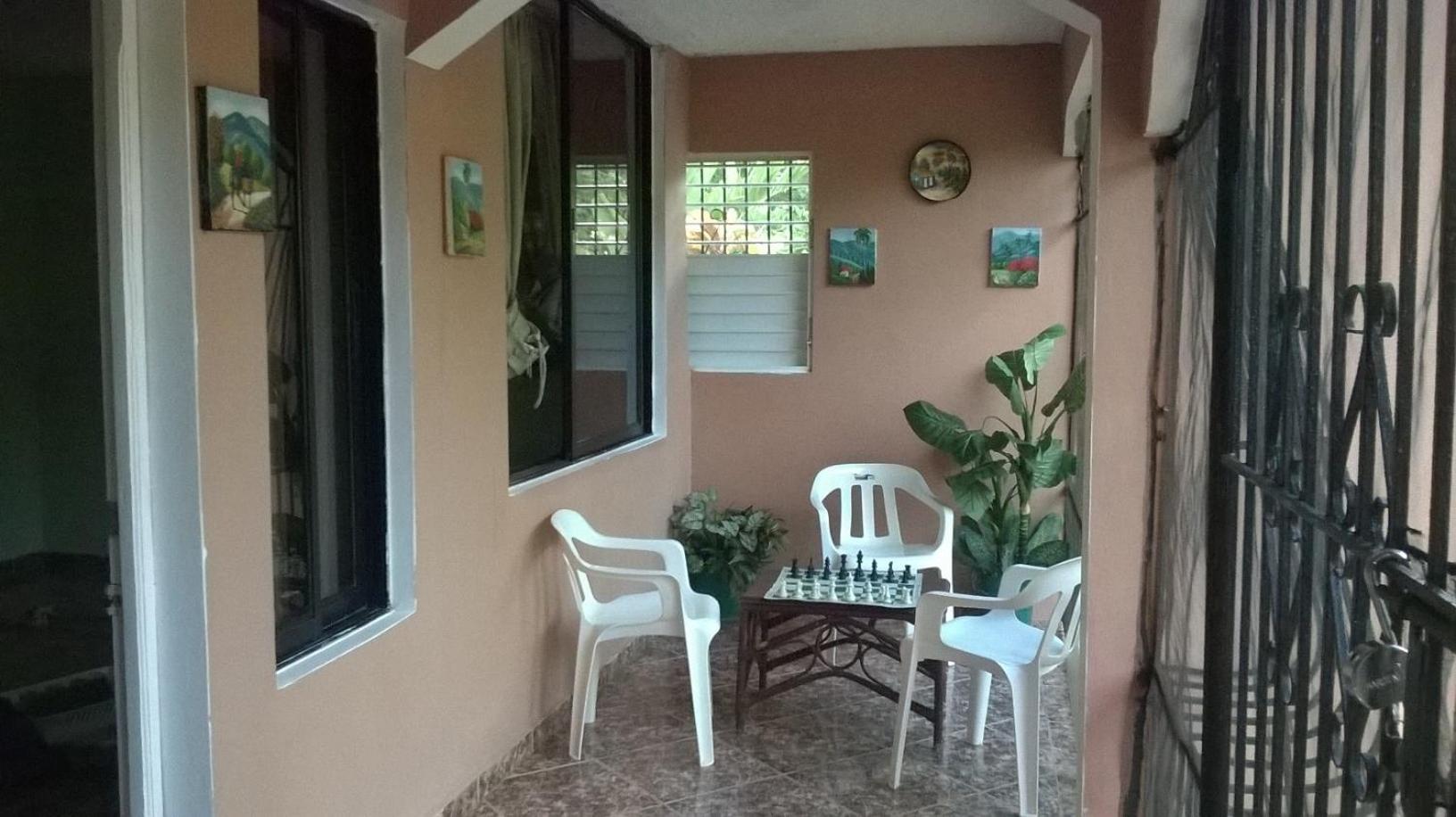 Las Galeras Island Hostel