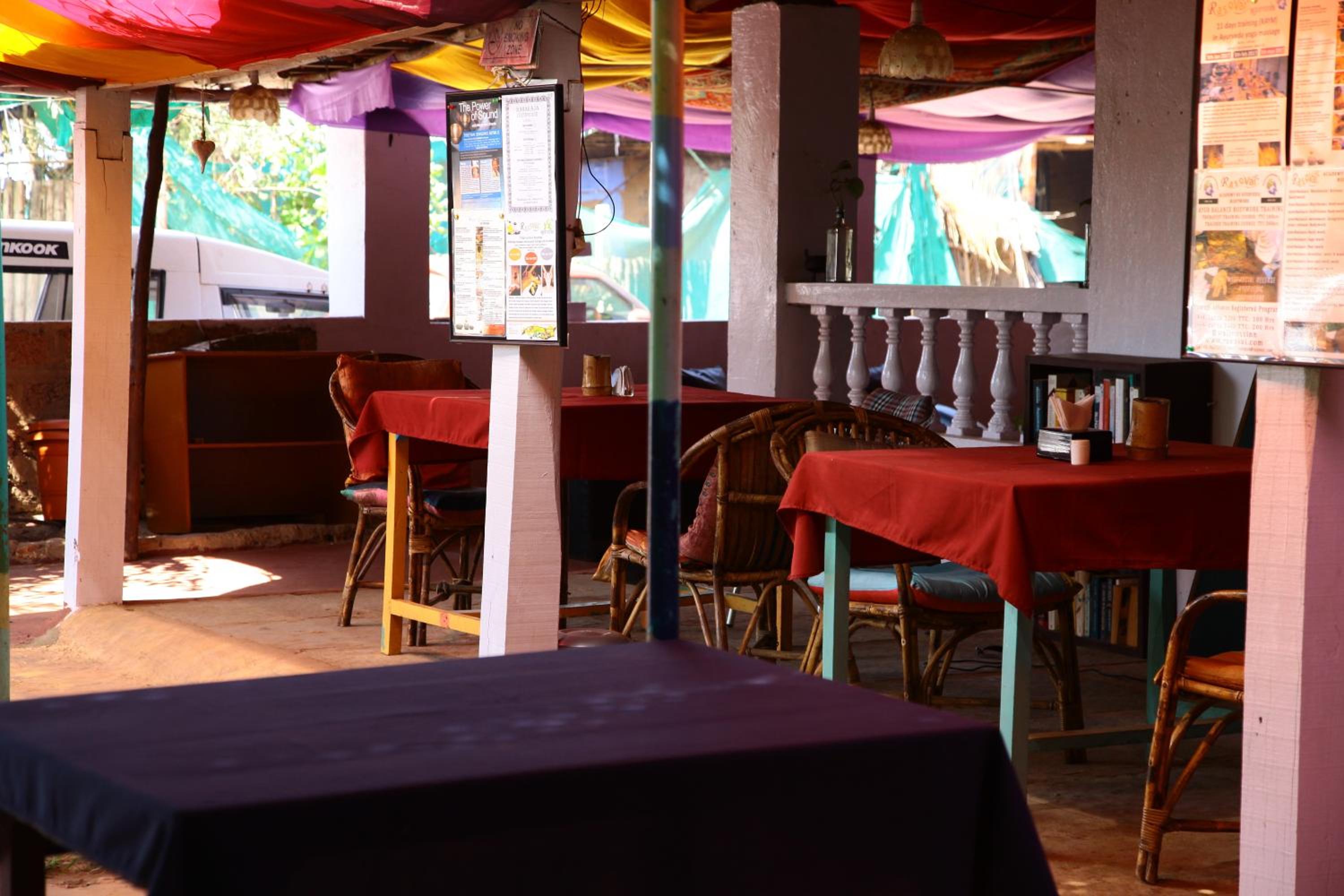 restaurant