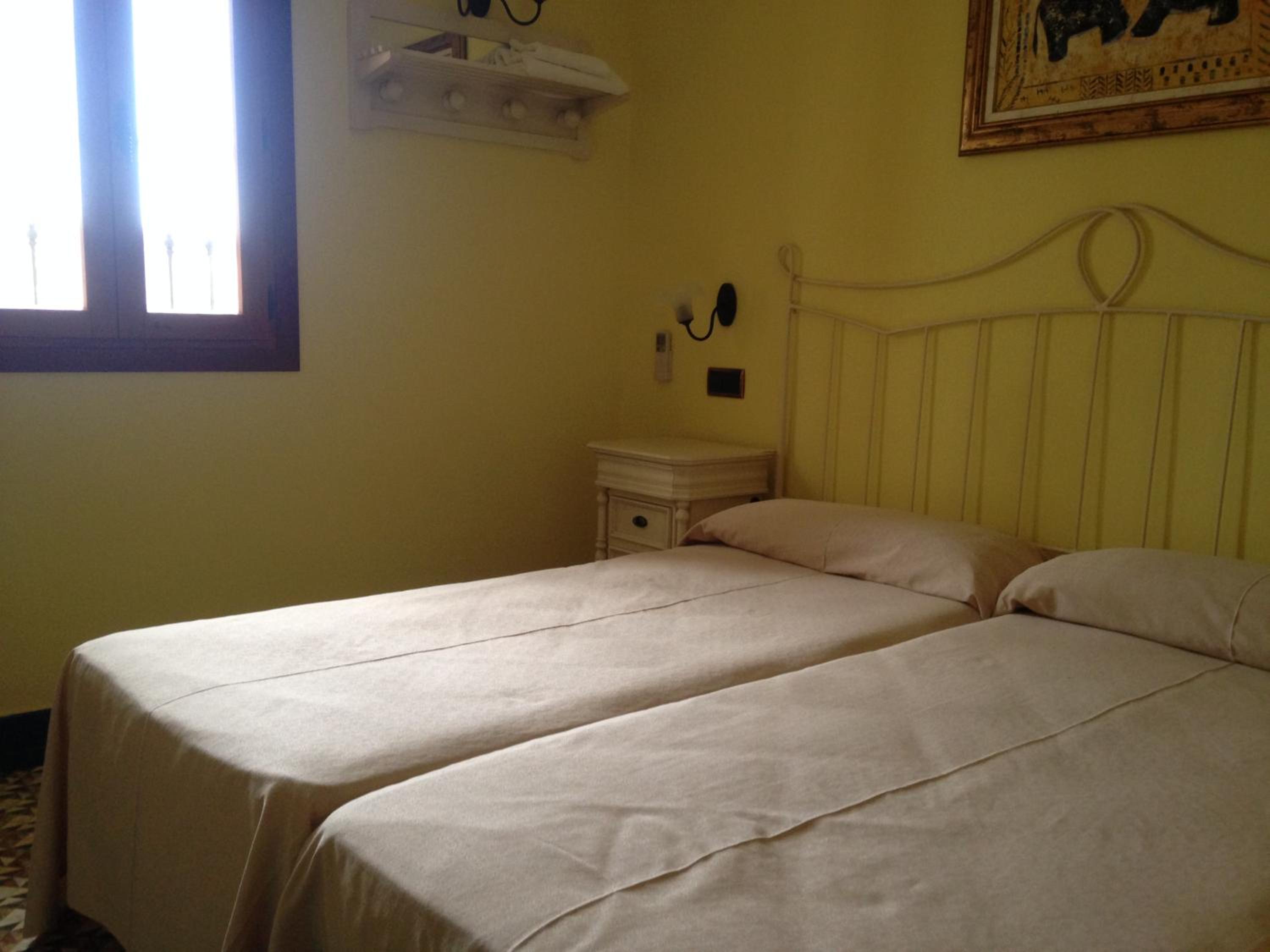 Hostal Aranda