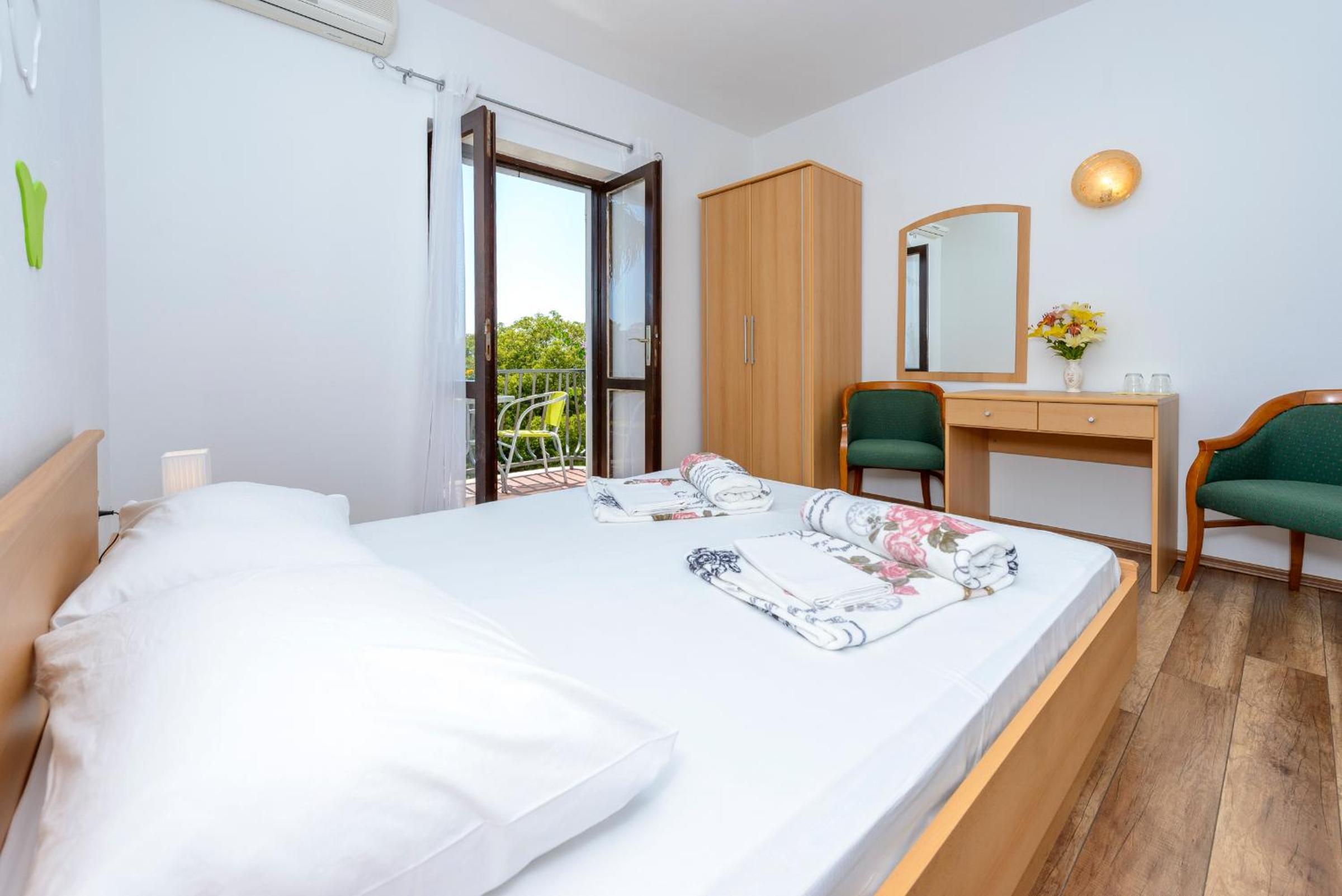 Cavtat Vacations - Guest House Villa Bellevue - Property Image 16