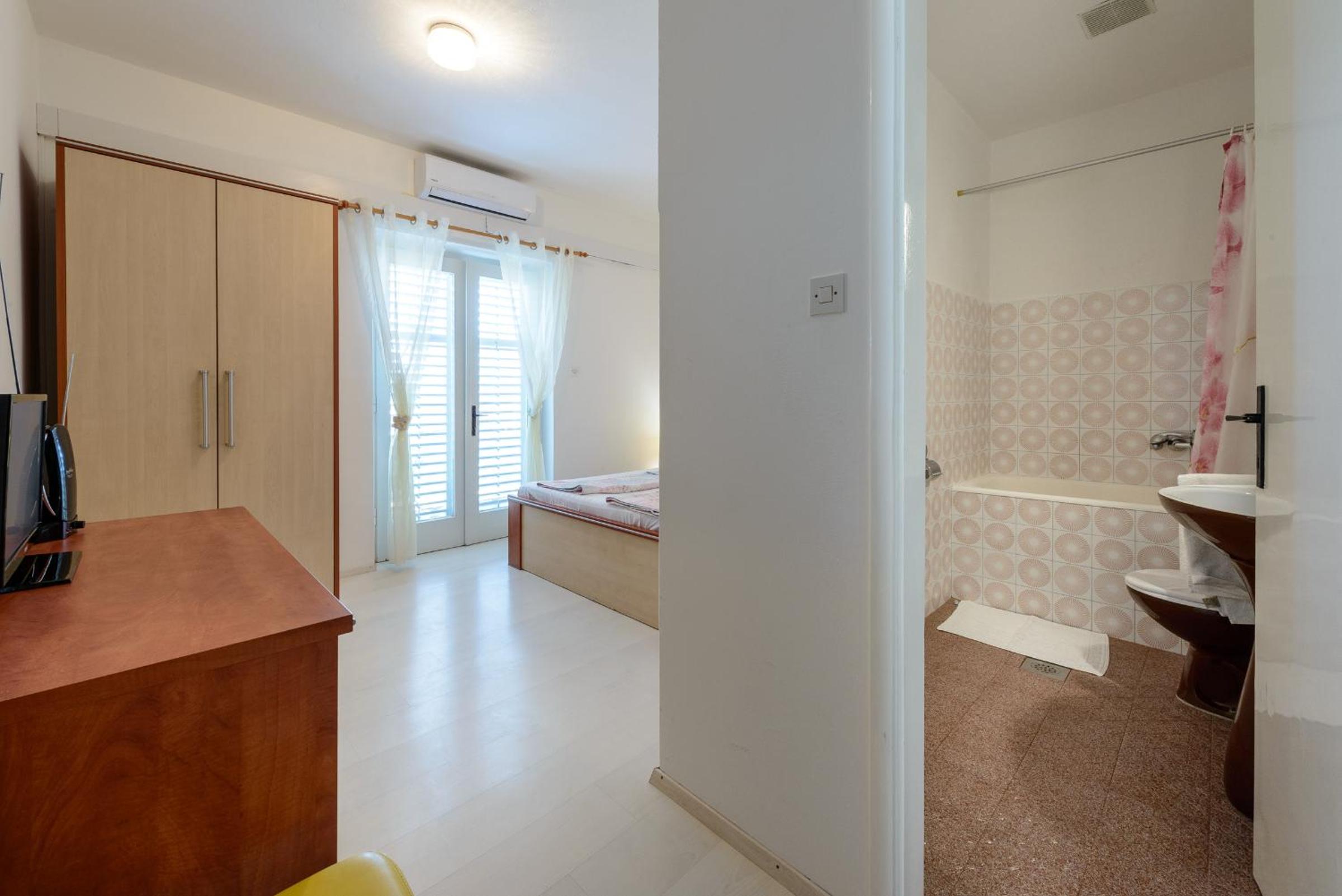 Cavtat Vacations - Guest House Villa Bellevue - Property Image 23
