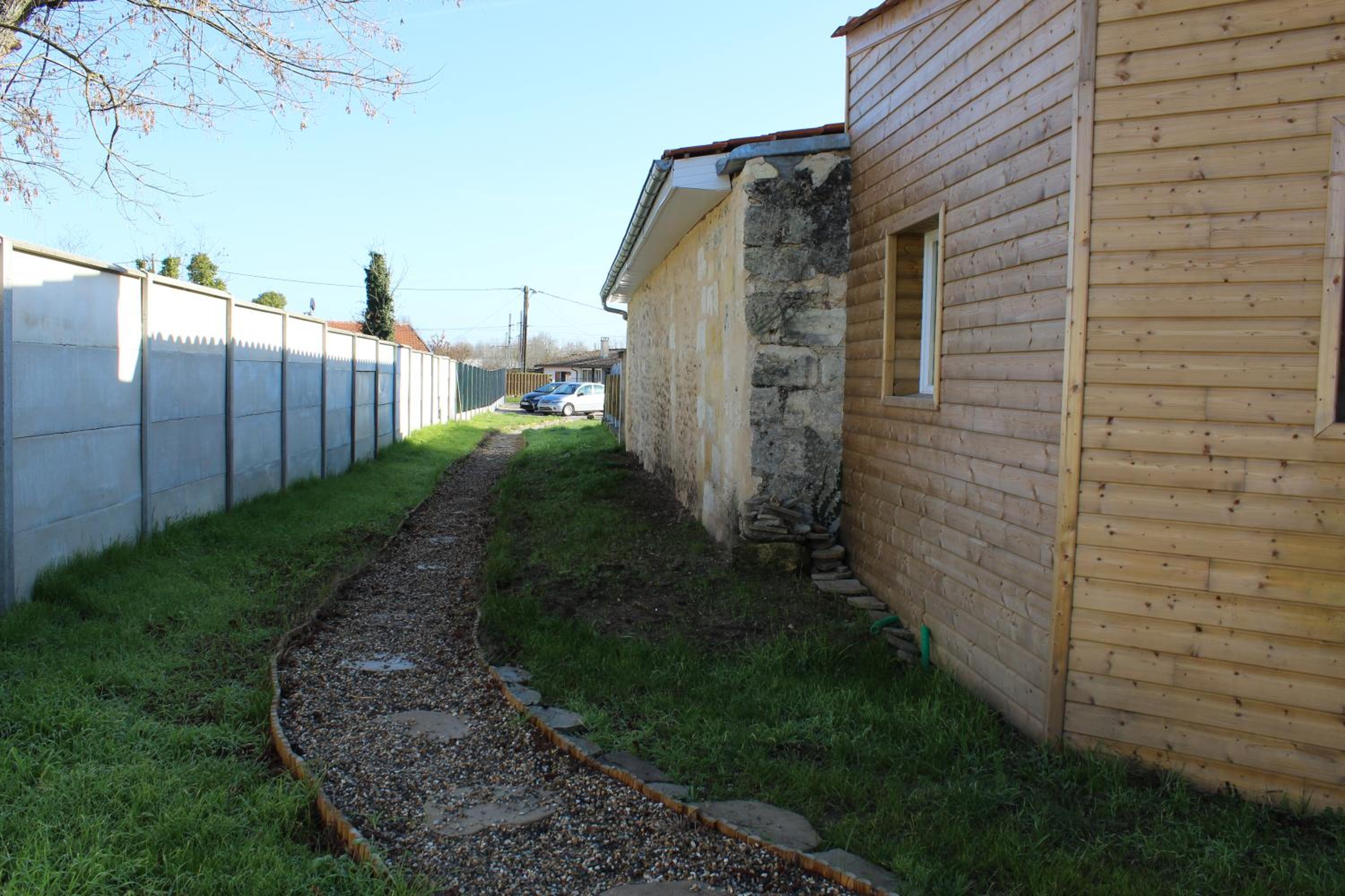 Photo 24