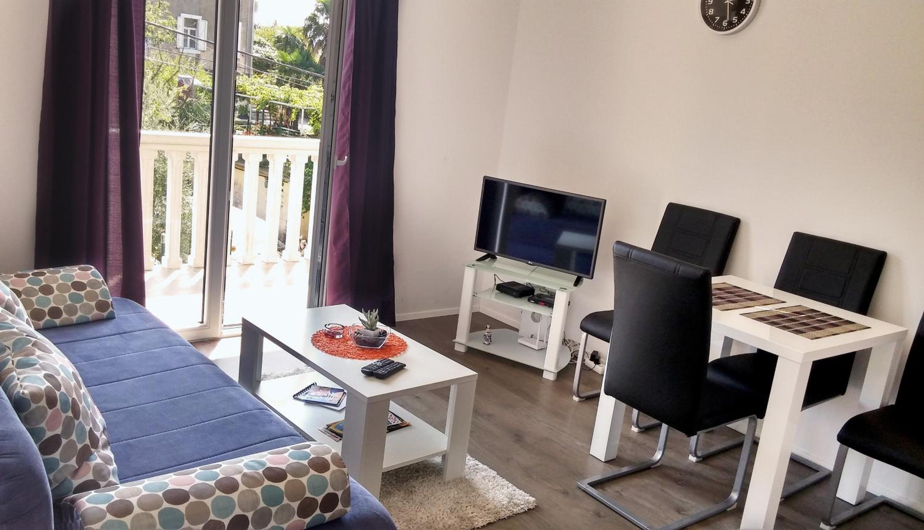 Apartments Mila Tivat view 2