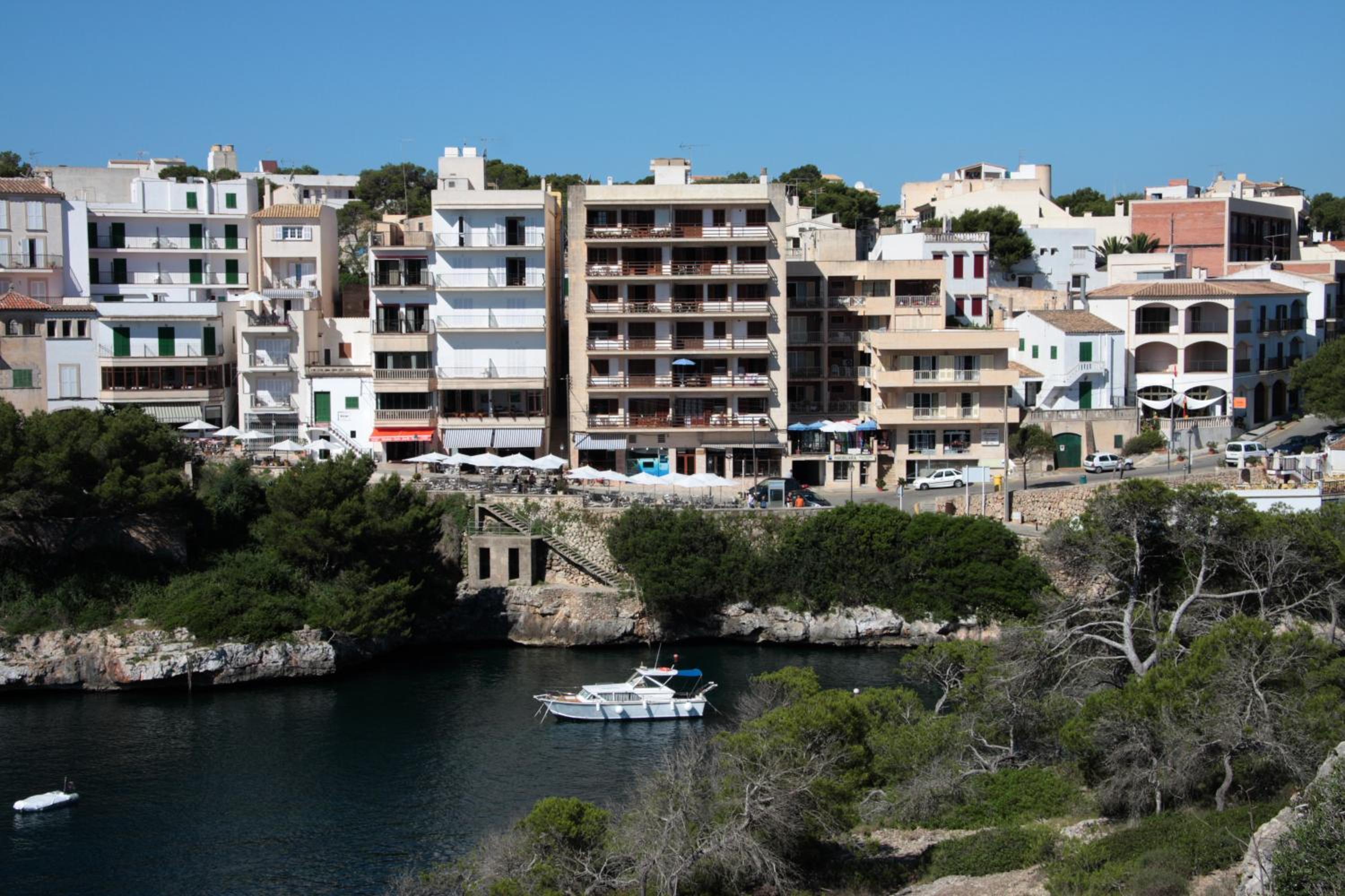 Apartamentos Llevant