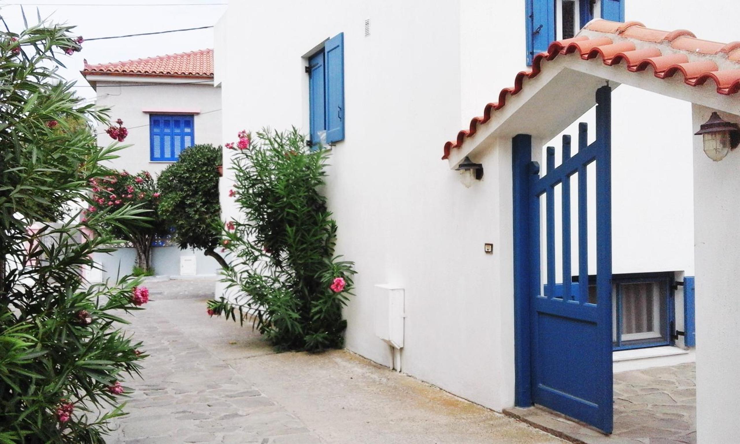 Ostria Eressos Rooms