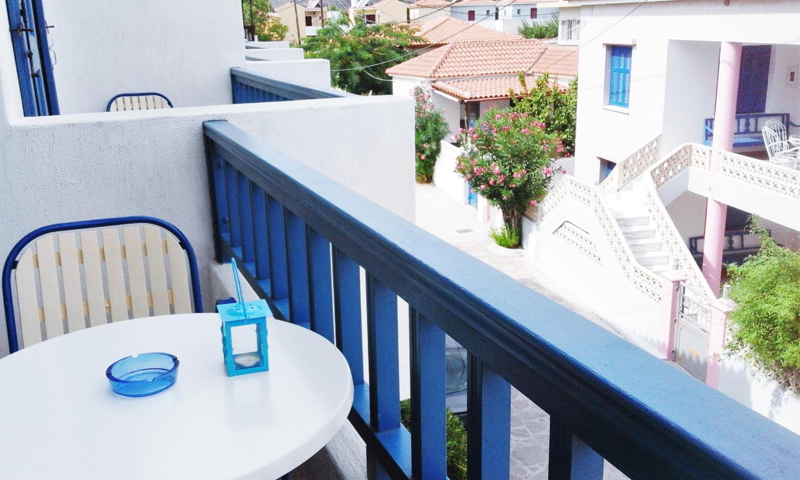 Ostria Eressos Rooms
