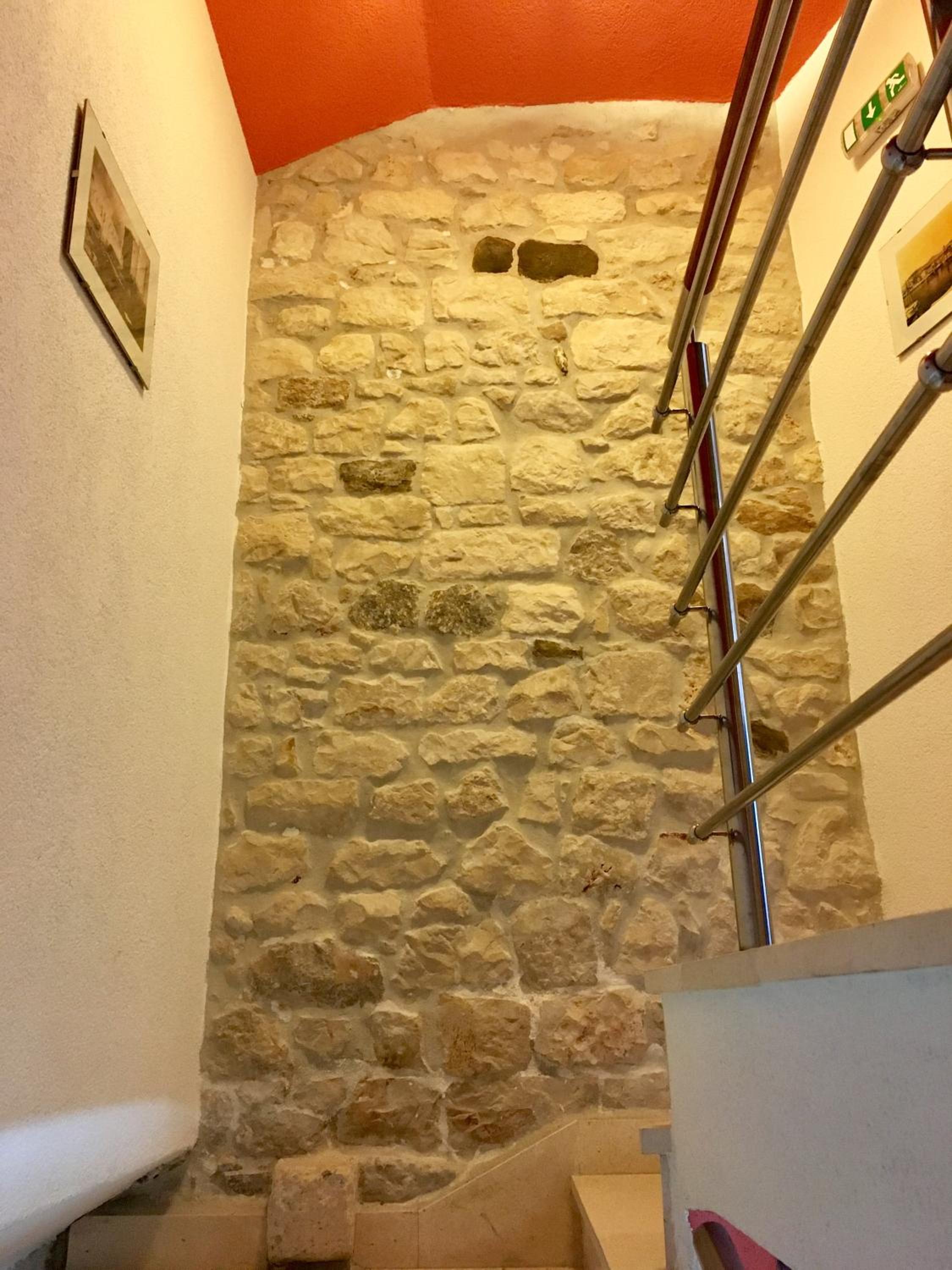 Photo 31