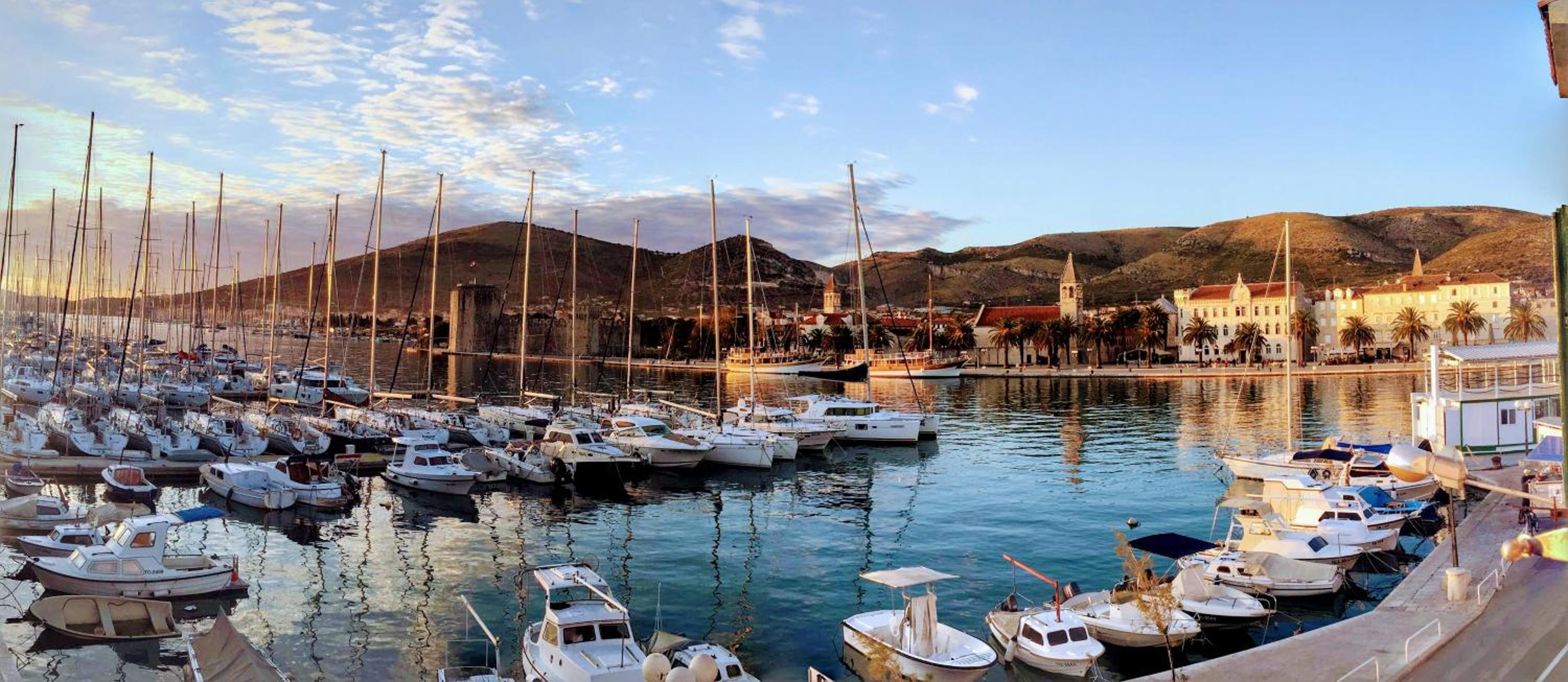 Hotel Apartments Feral - Image 1