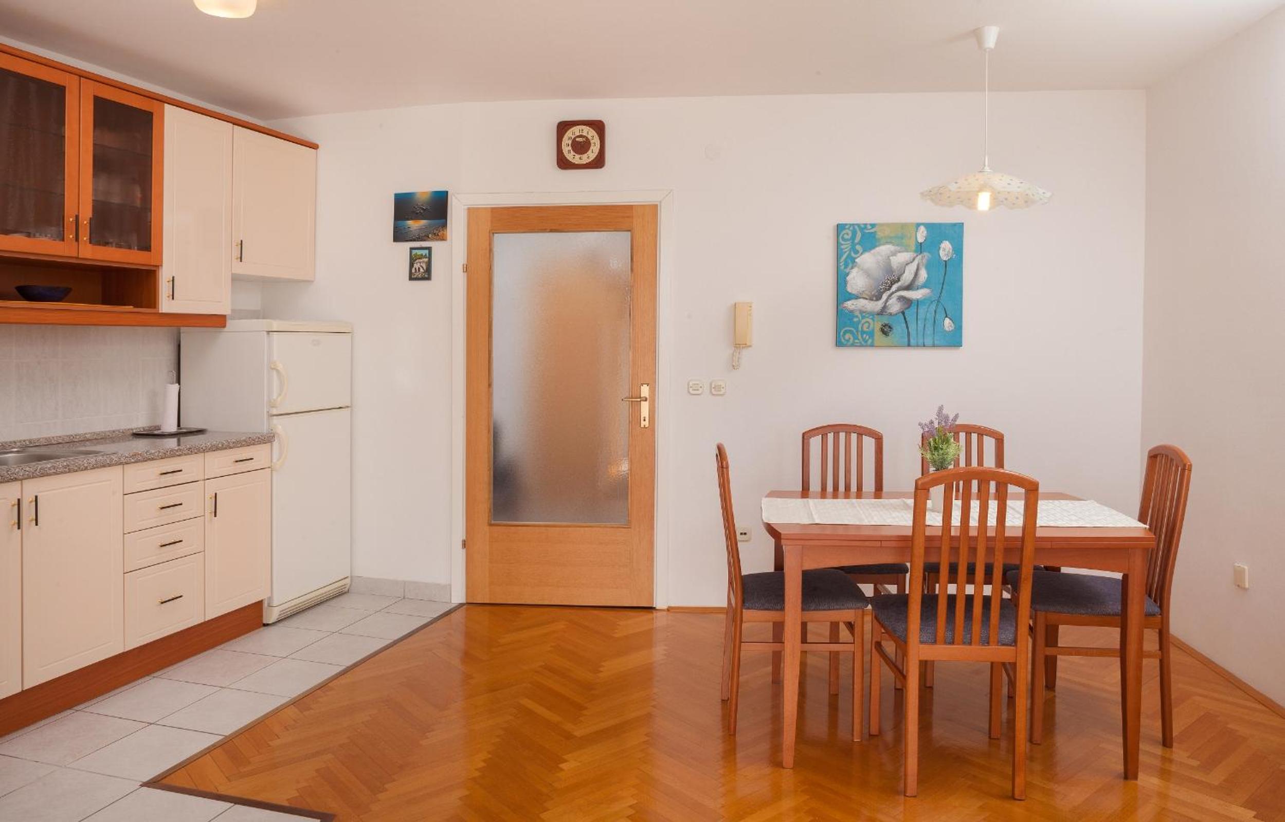 City Apartment Mima