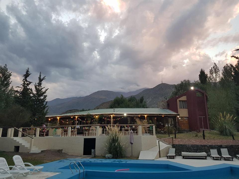 Pueblo Del Rio Mountain Lodge & Spa