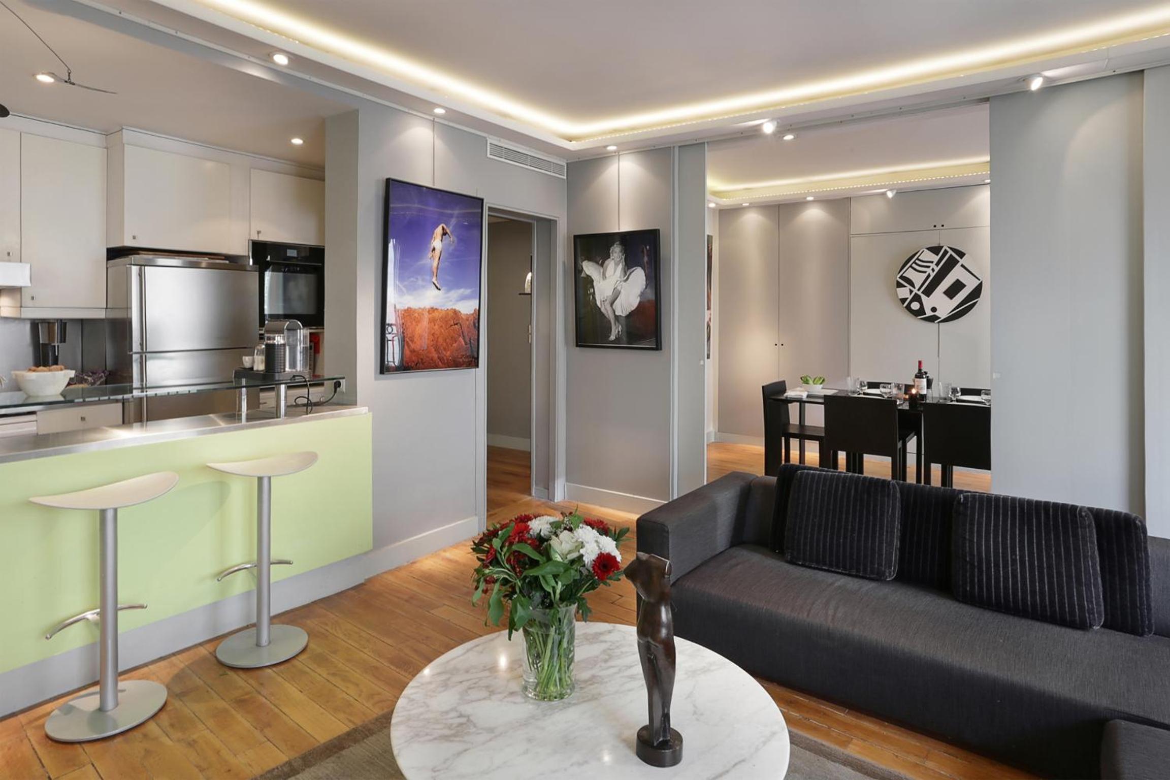 Faubourg Chic