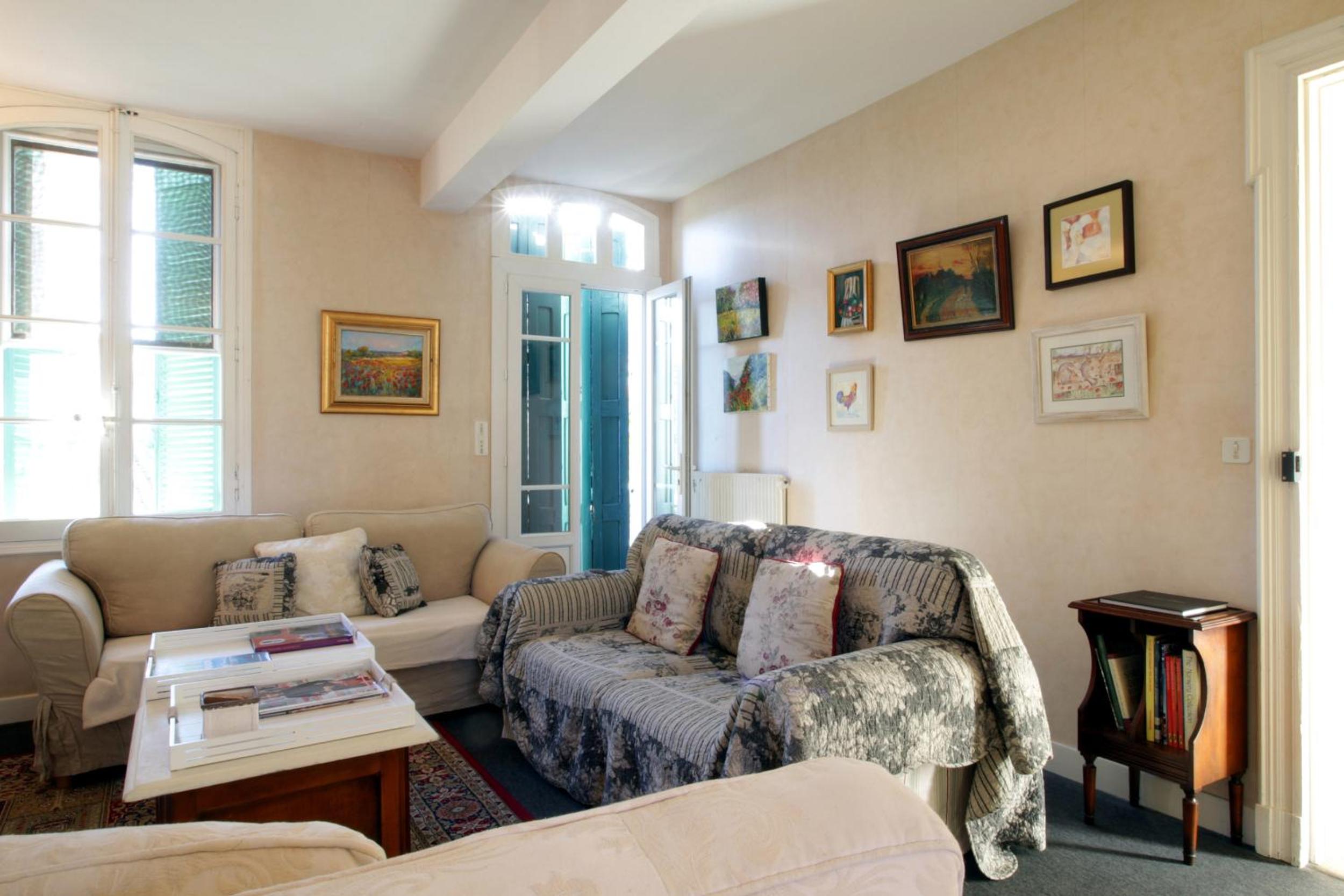 Maison de maître à BRAM # Jacuzzi