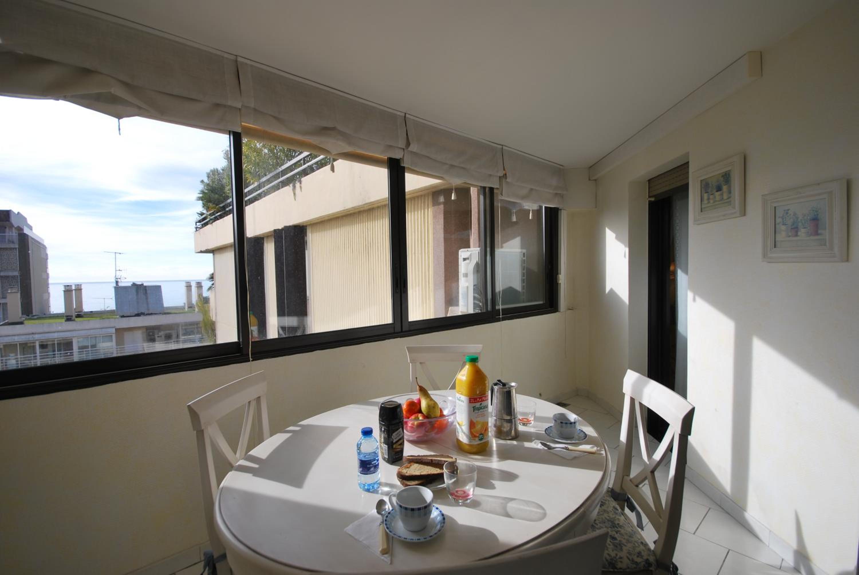 1 Bedroom Apartment - Les Jardins de la Croisette photo 5