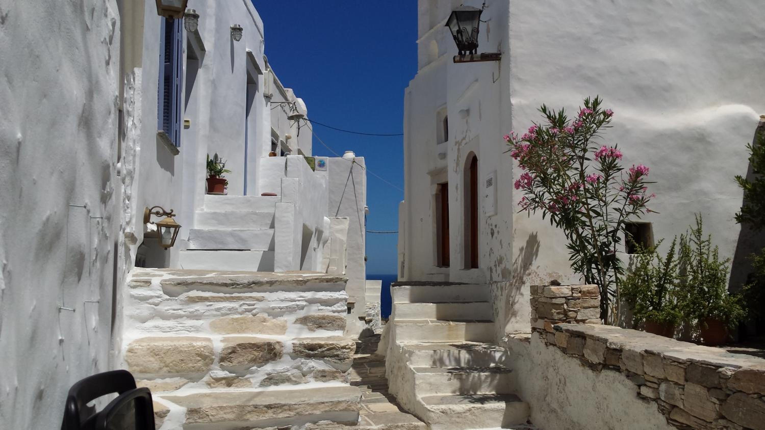 Athina Exquisite Houses