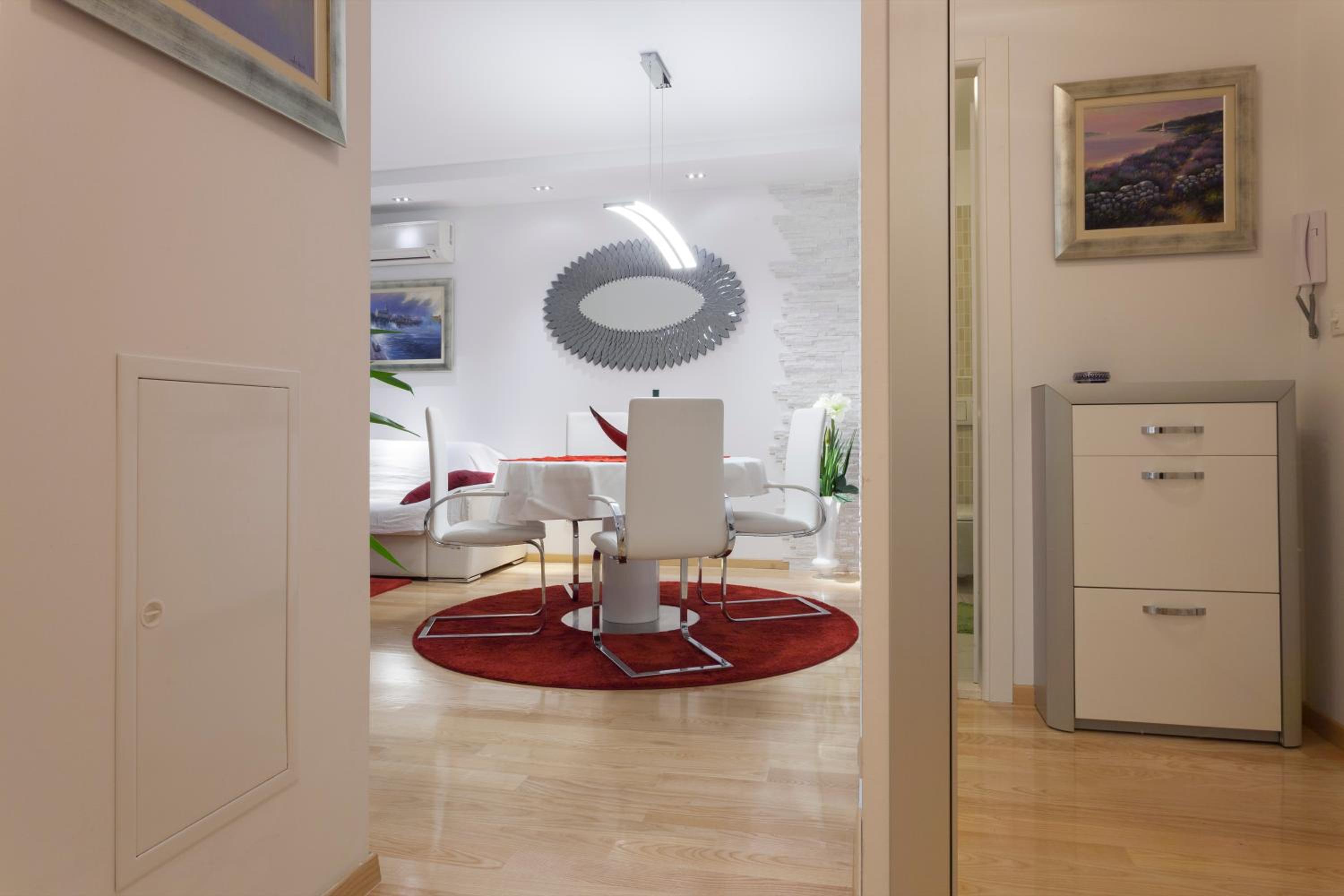 Luxury Apartment view 4