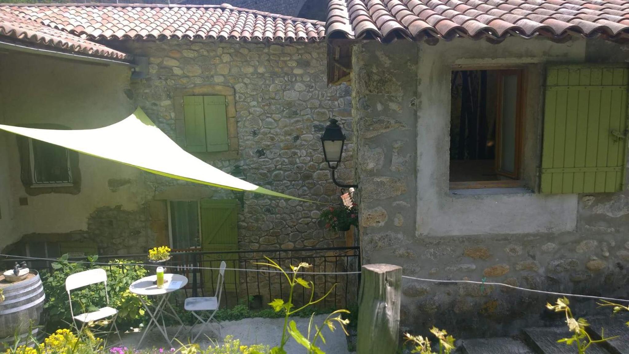 Photo 15