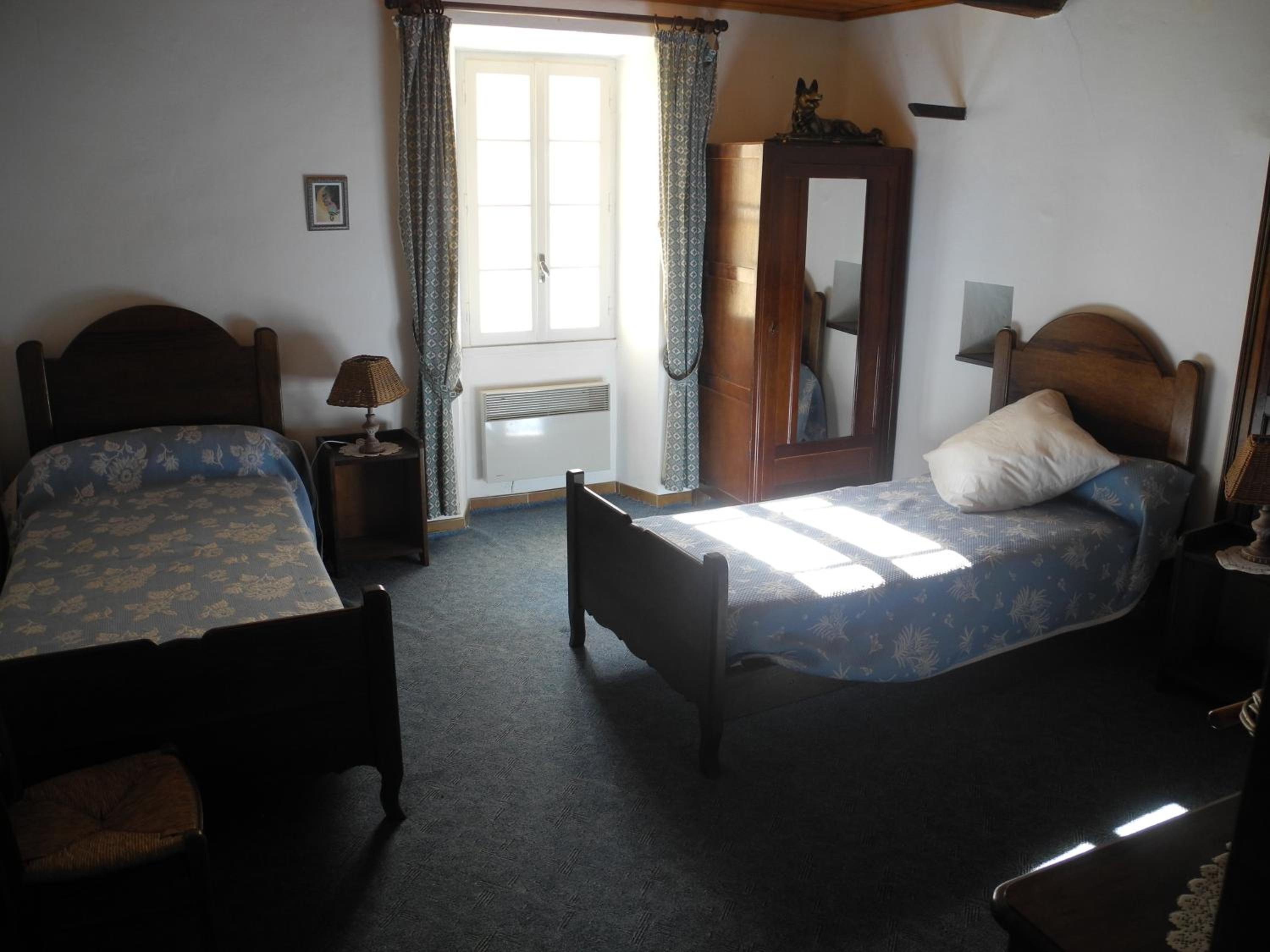 Photo 48