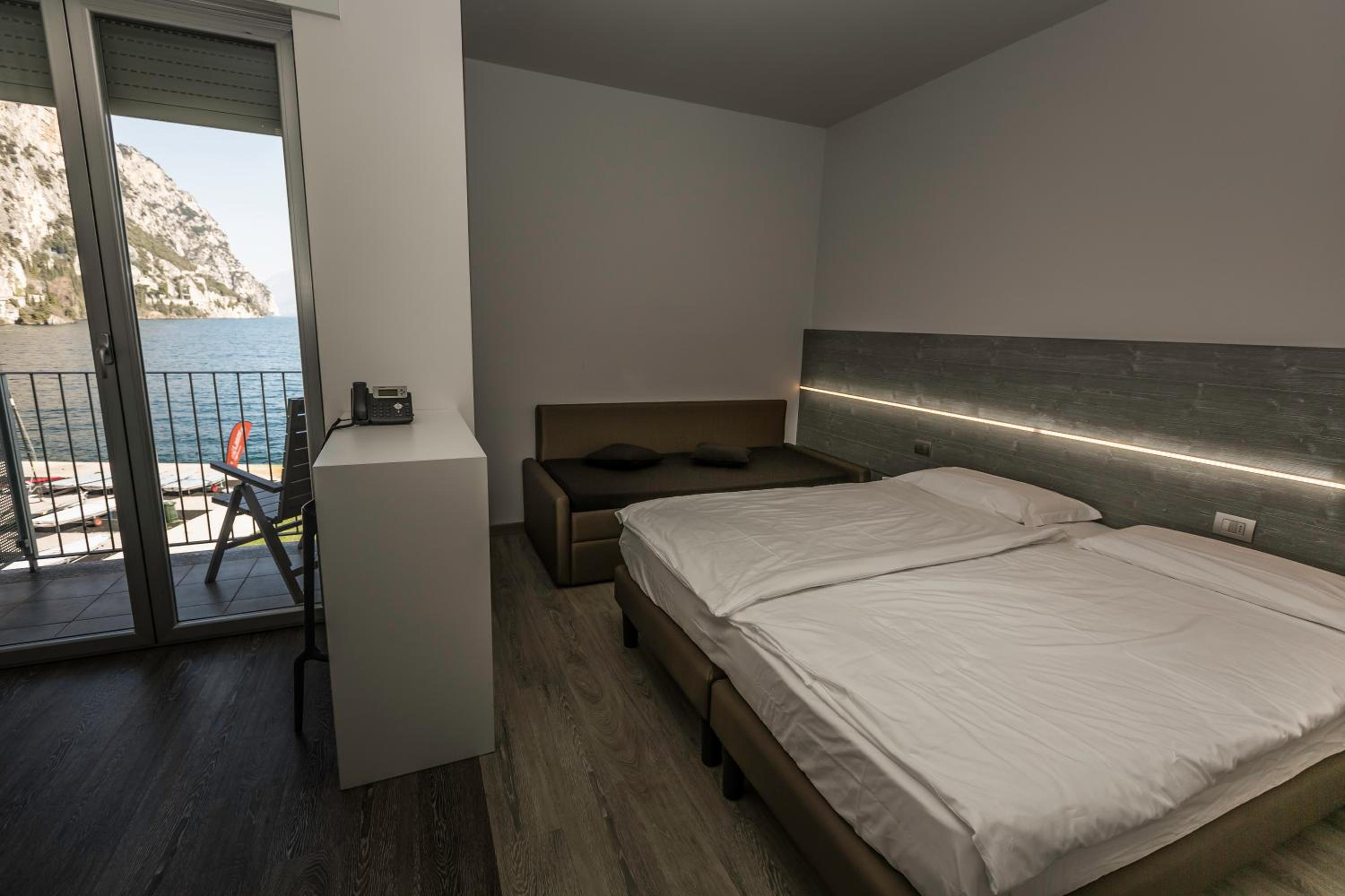 Campione Univela Hostel