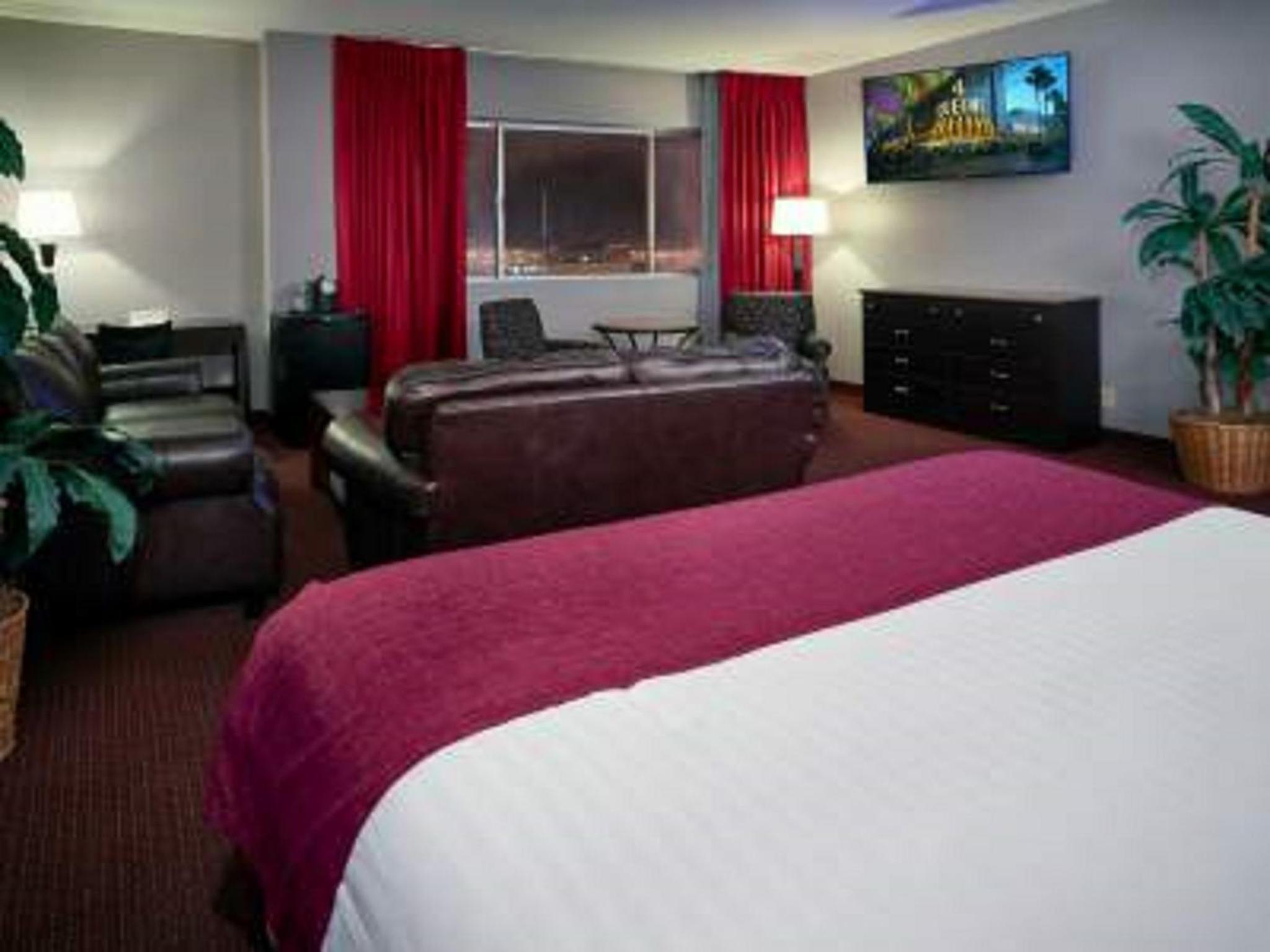 Four Queens Hotel and Casino 21