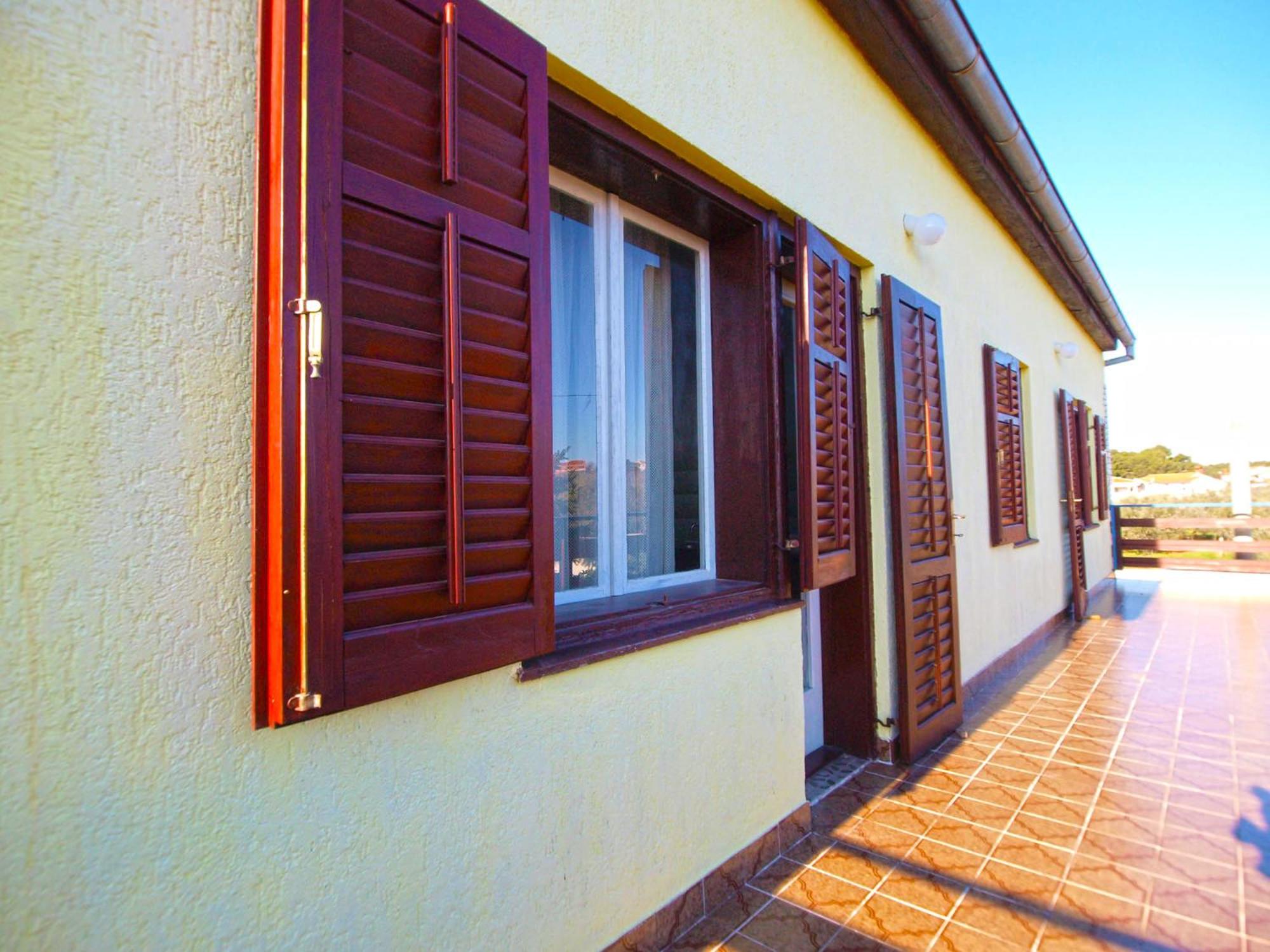 Apartments Desanka 972