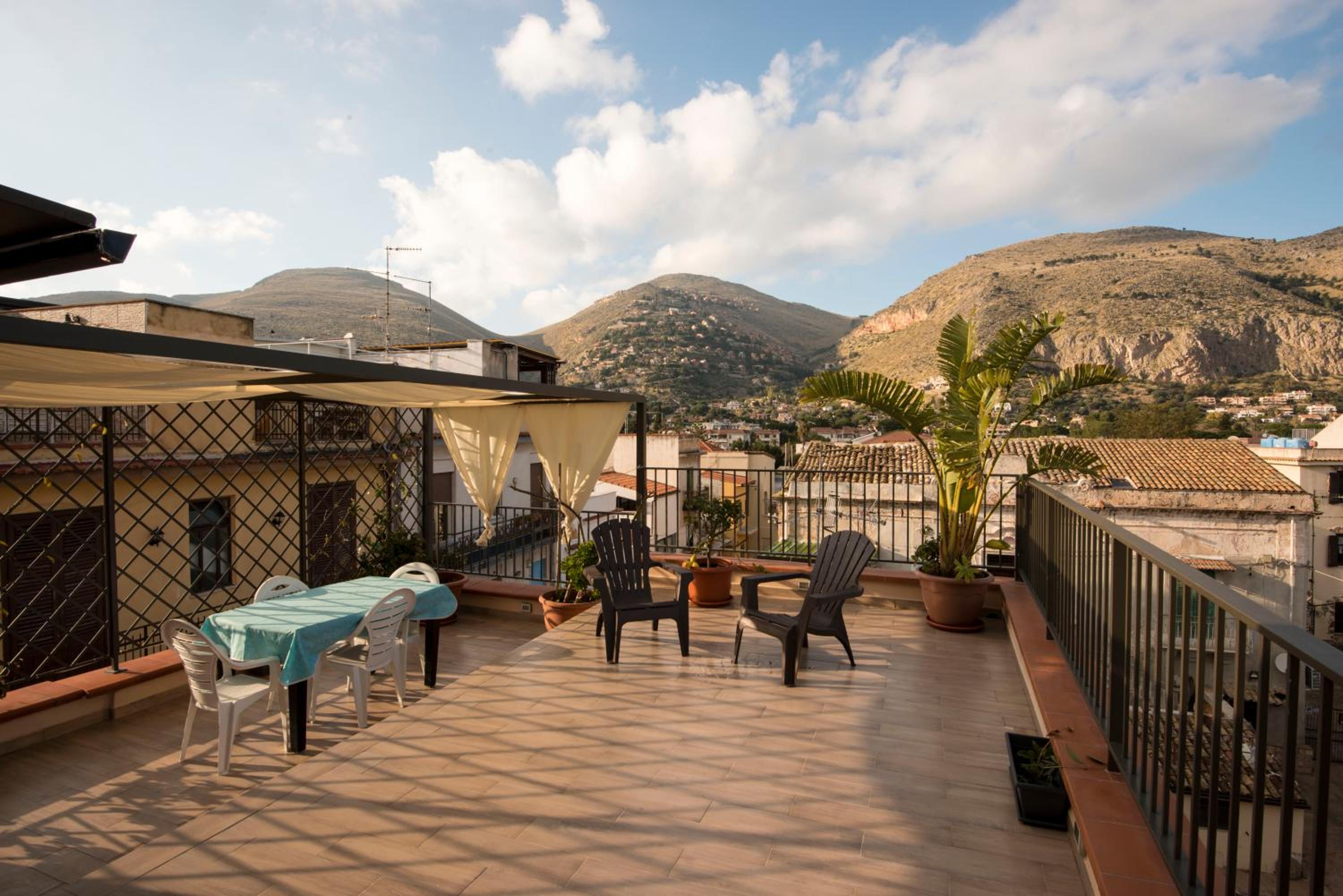 La terrazza del Baglio view 2