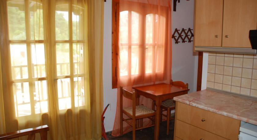 Panormos Palace photo 3