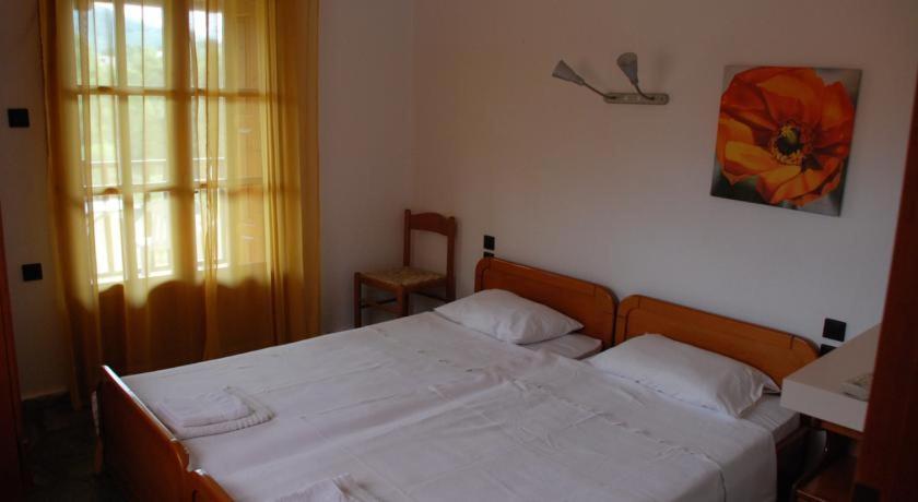 Panormos Palace photo 5