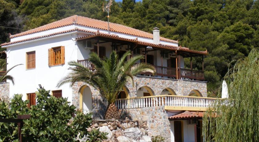 Panormos Palace - Τετράκλινο Δωμάτιο με Ιδιωτικό Μπάνιο