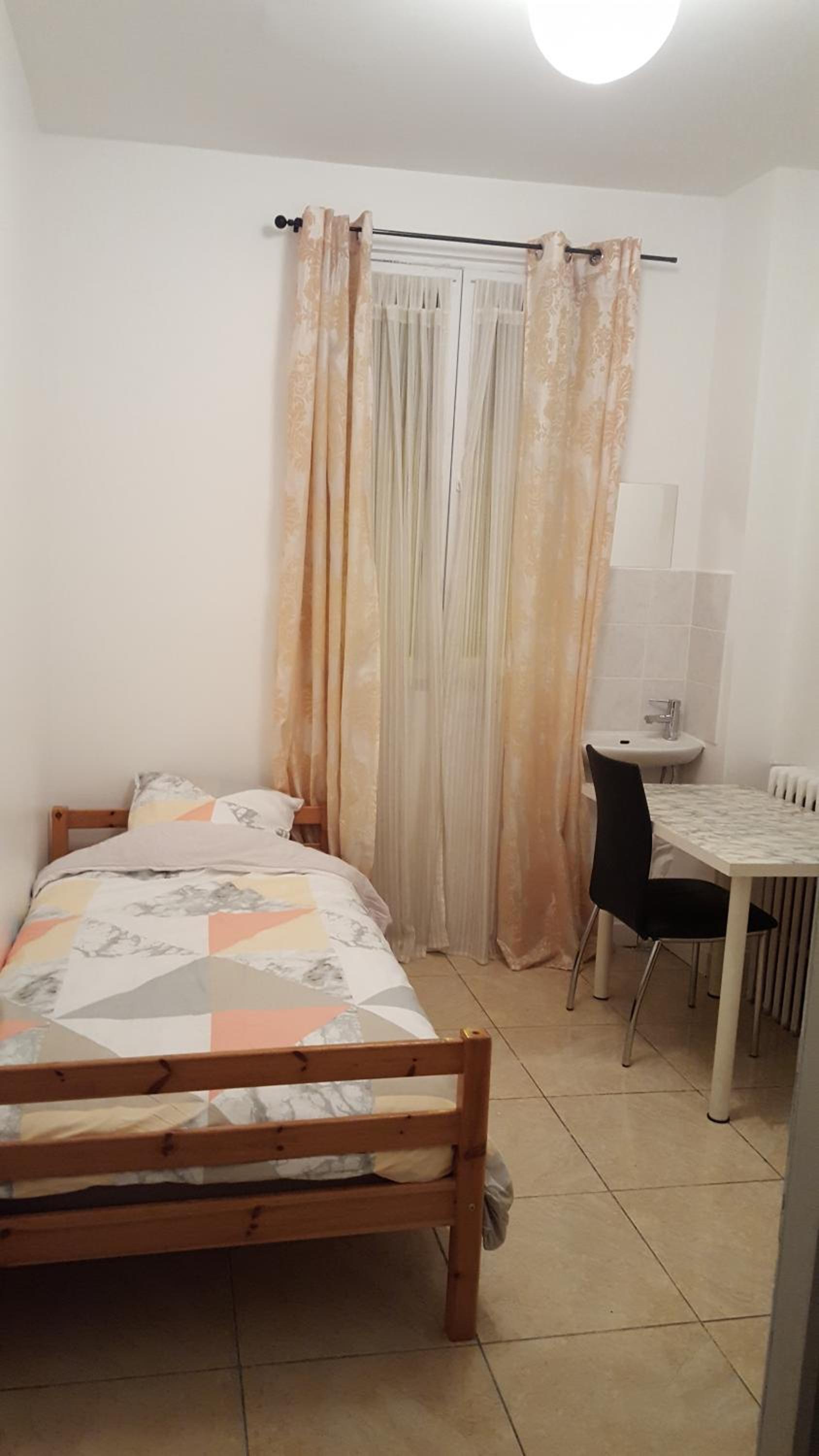 Chambres à PARIS