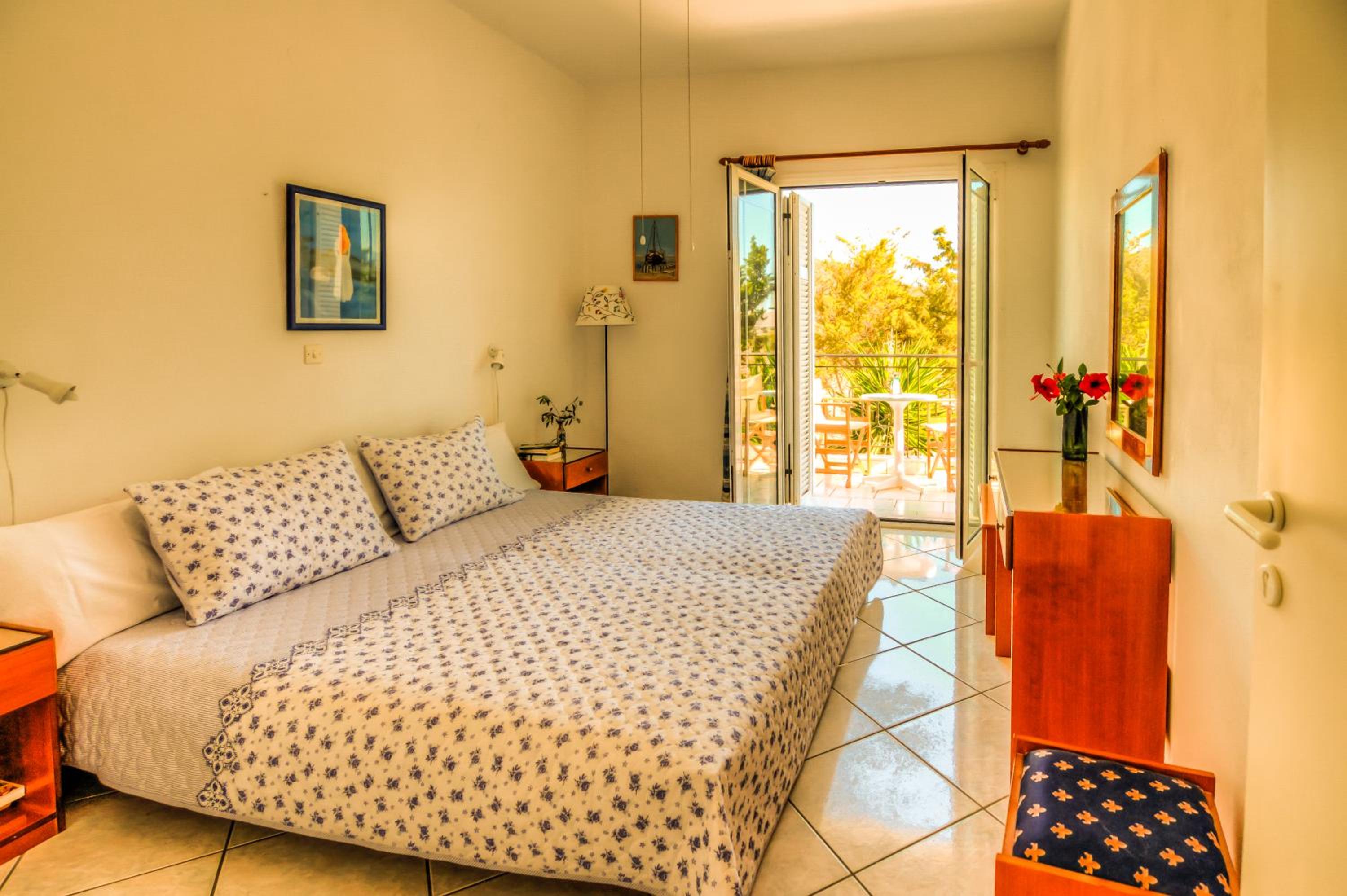 Dryoussa Apartments