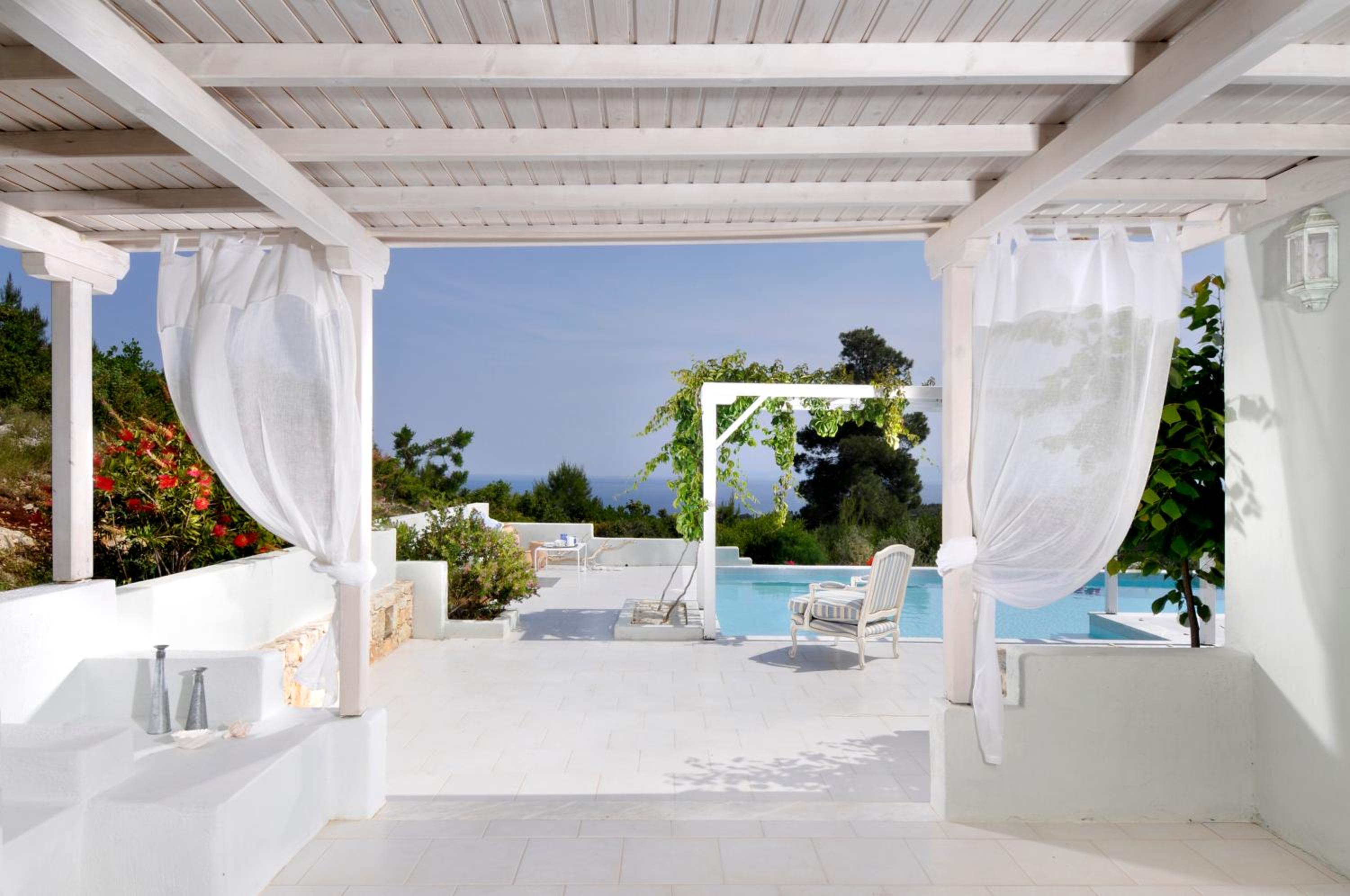 Hotel Anemolia Villas with Private Pools near the Most Beautiful Beaches of Alonissos - Image 1