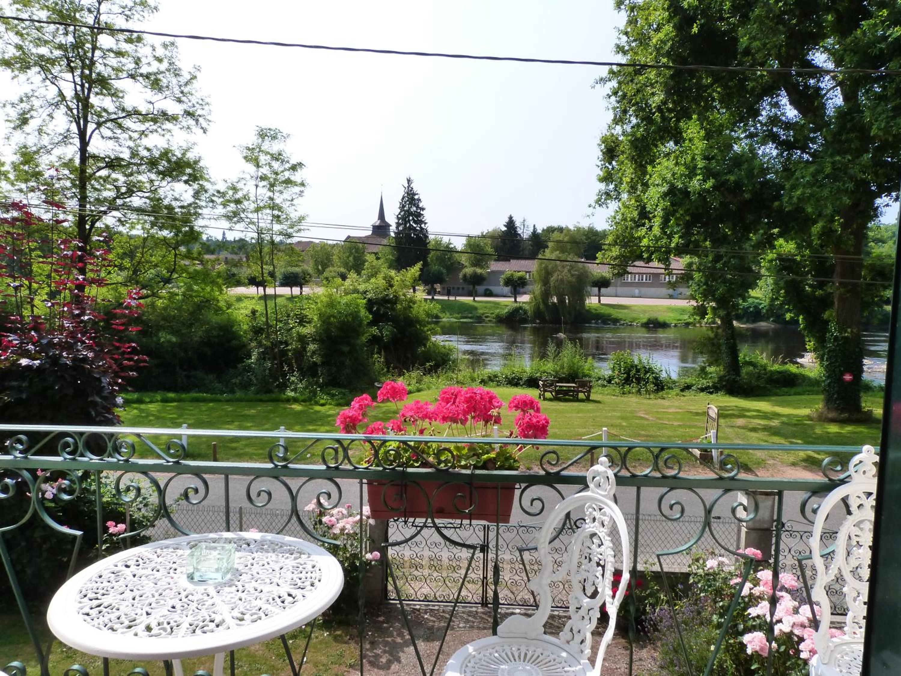 La Garenne view 2