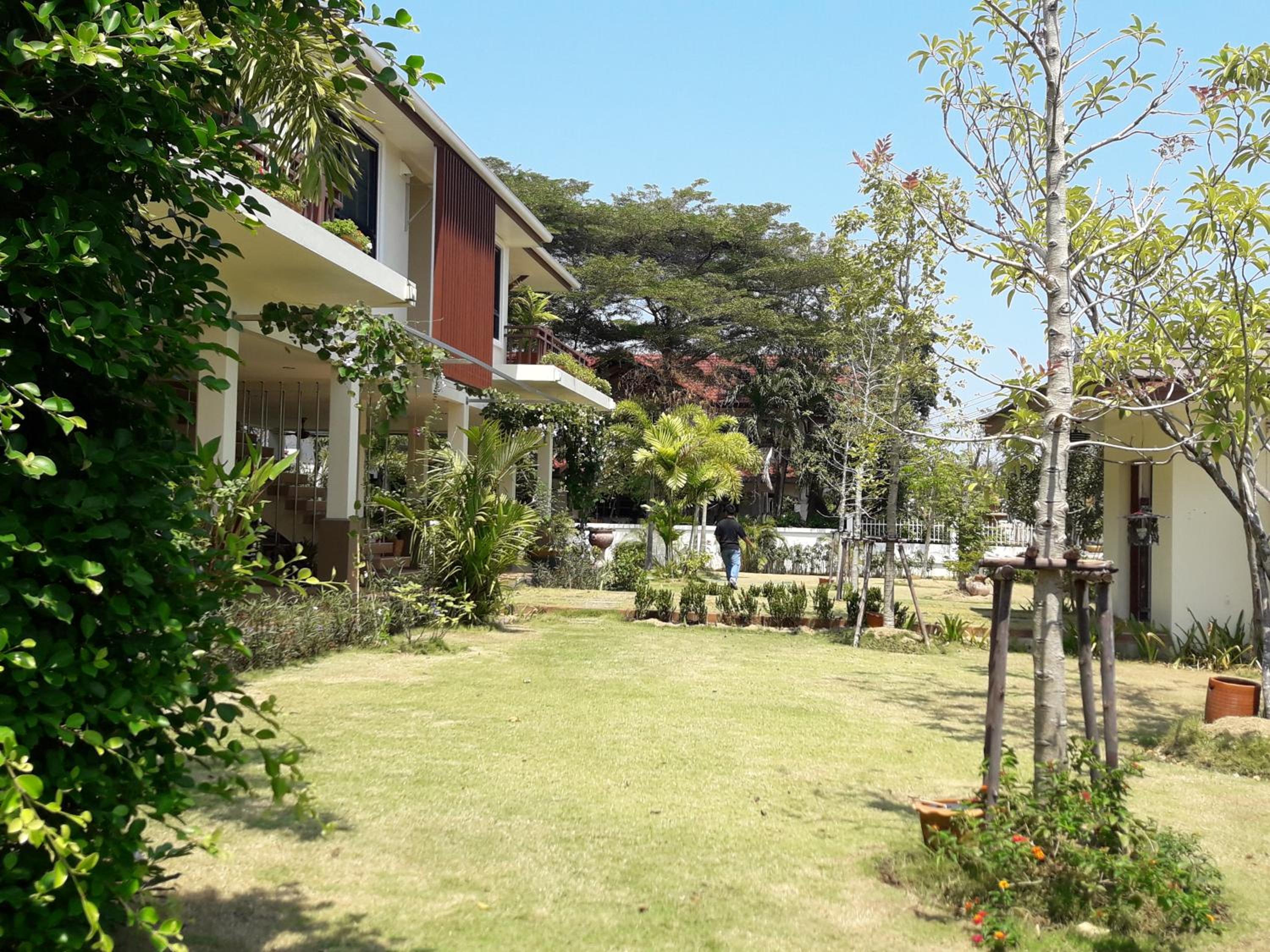 Rimtalay Angsila Guesthouse