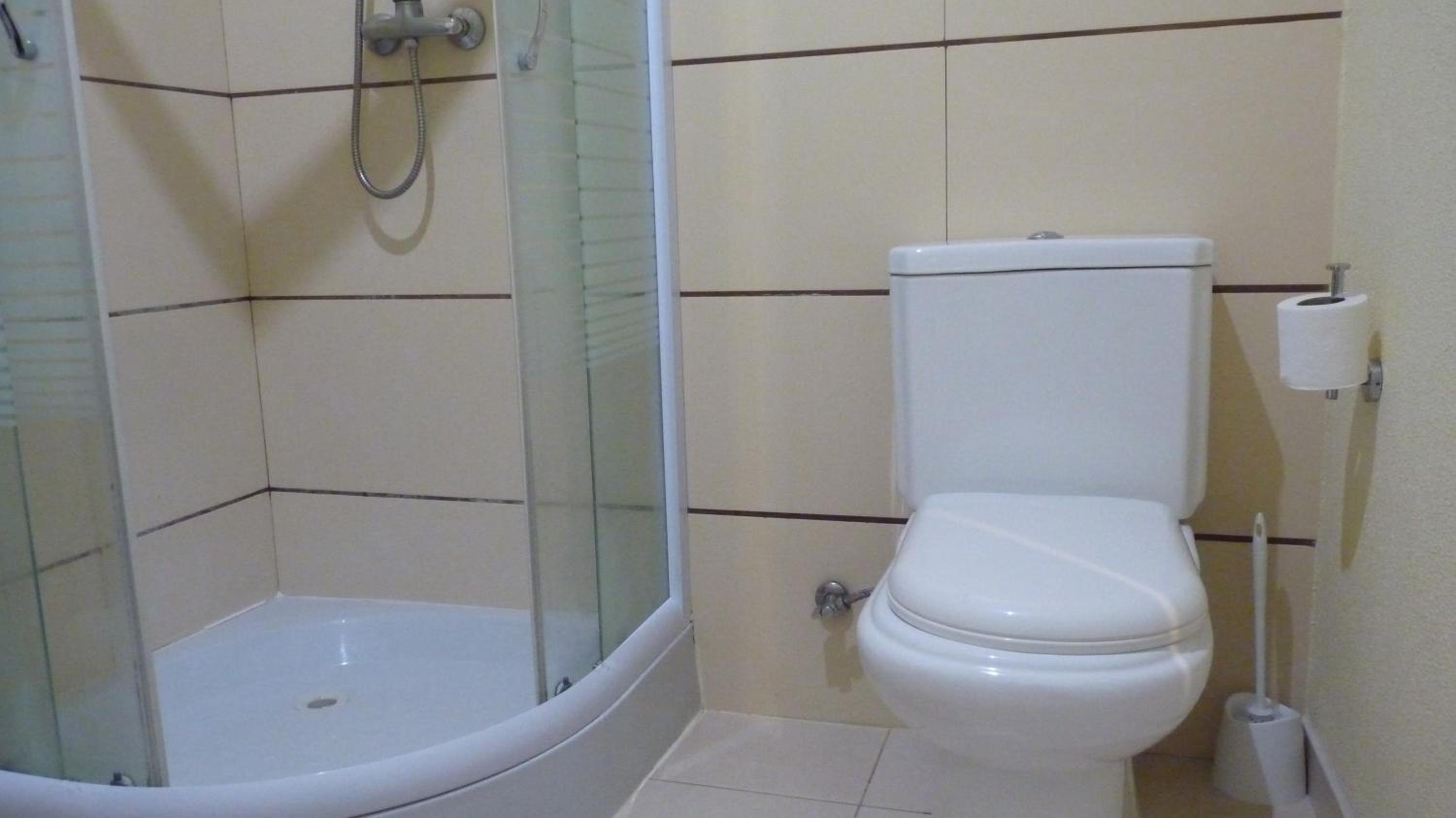 AZORES GARDEN HOUSE - Private Suites & Apartments - Automatic Self Check-in photo 32 of 78