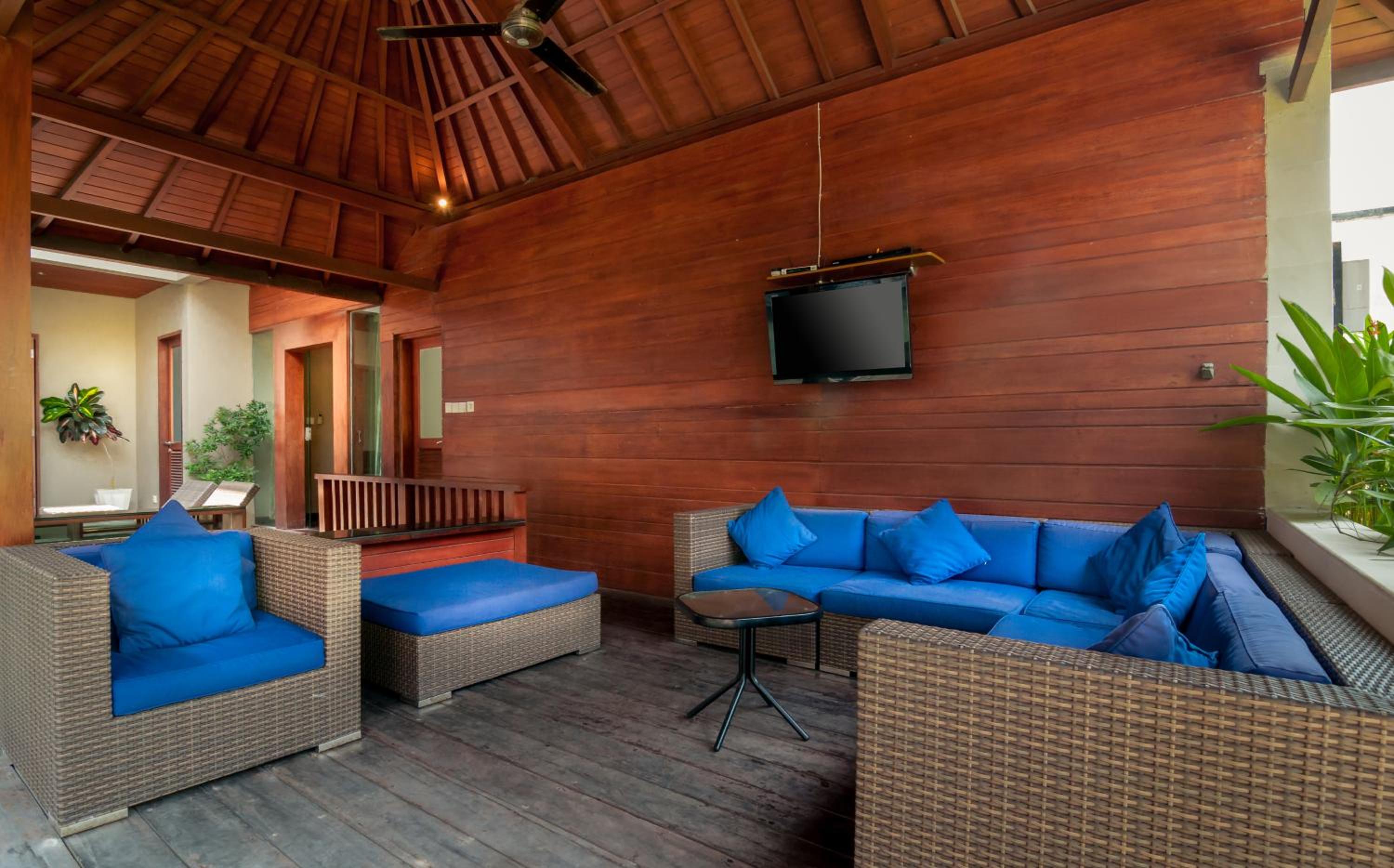 Villa Mewah view 2