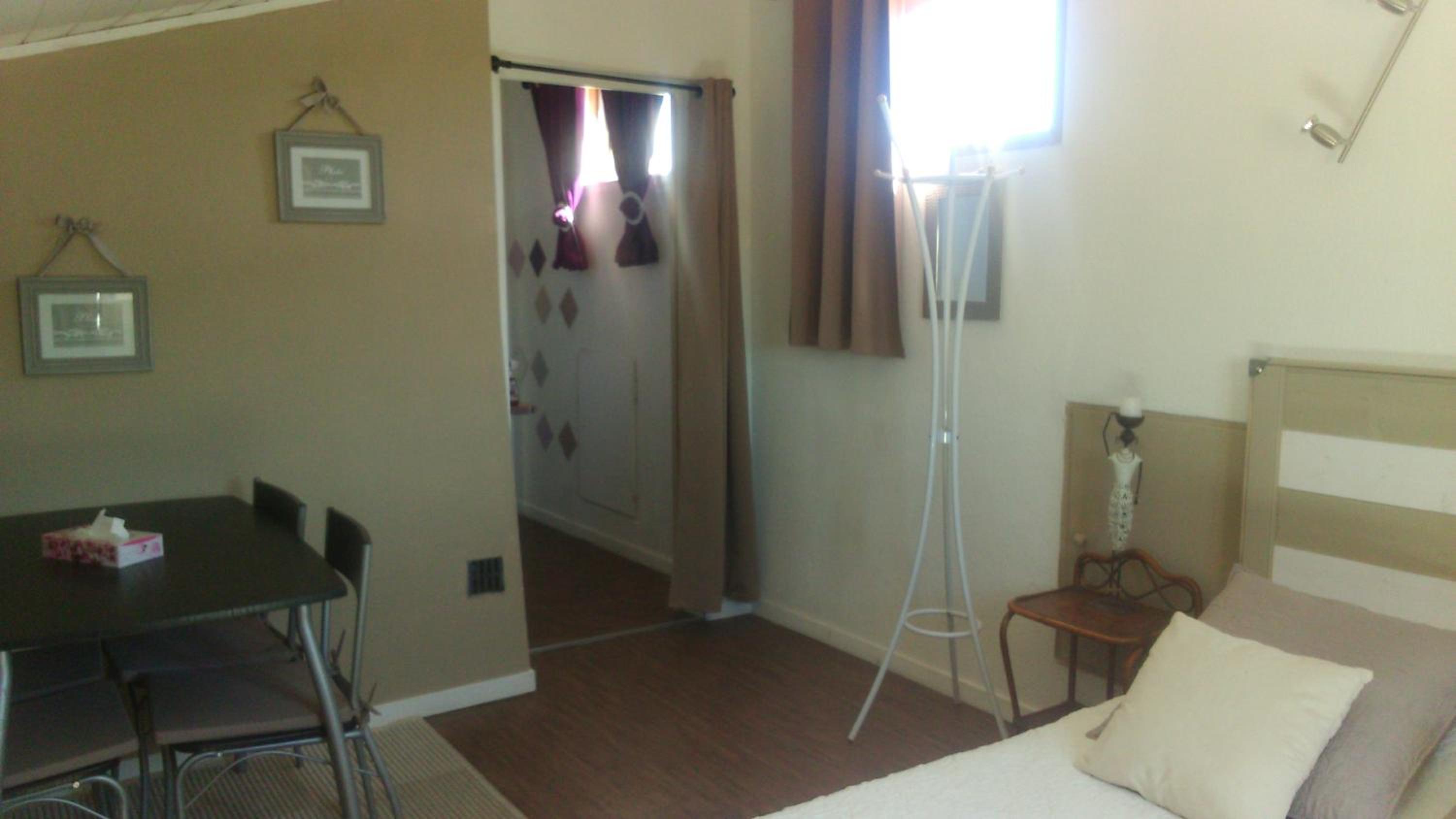 Photo 33