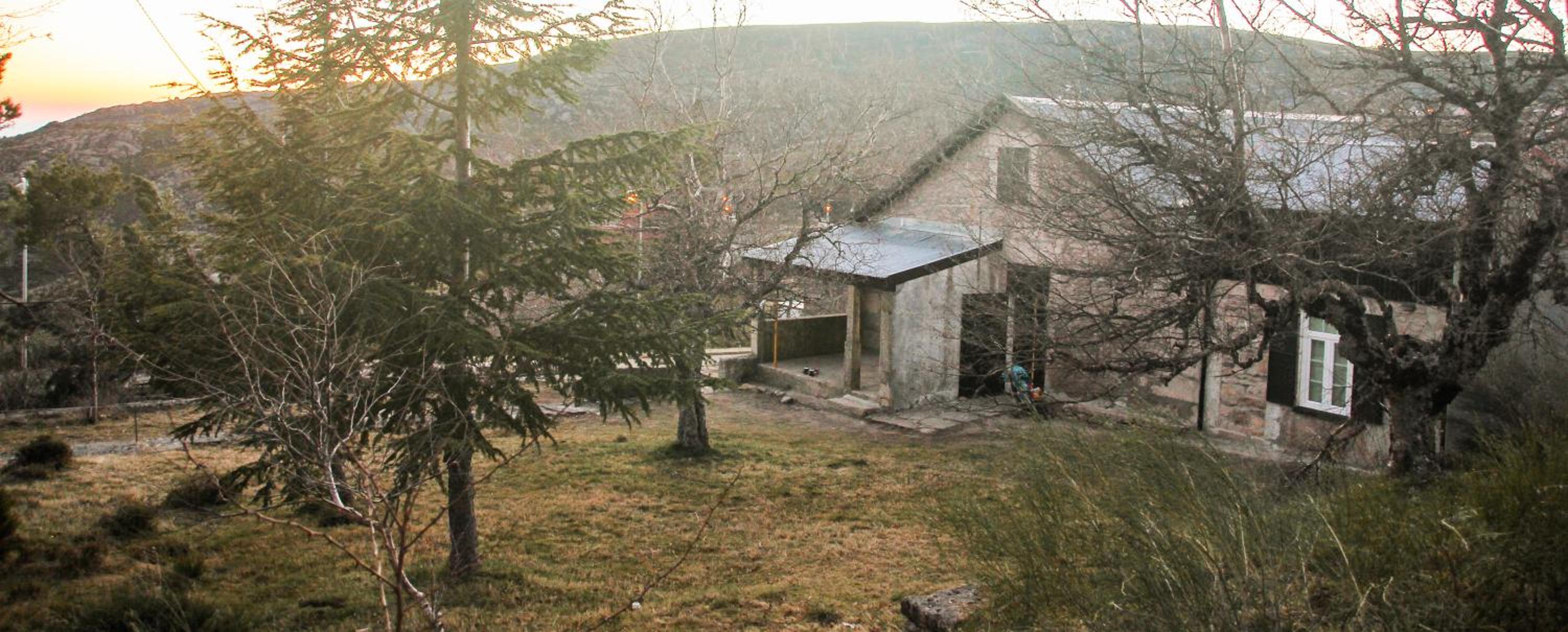 Mountain House/ Serra da Estrela view 4